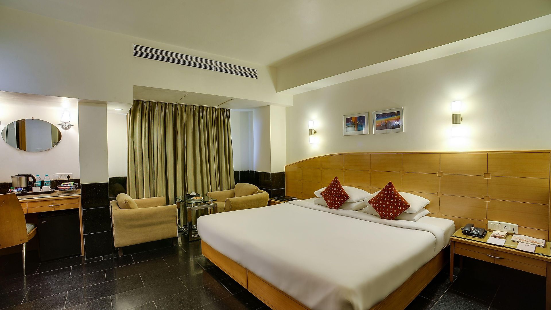Hotel Ramee Guestline Khar 3*