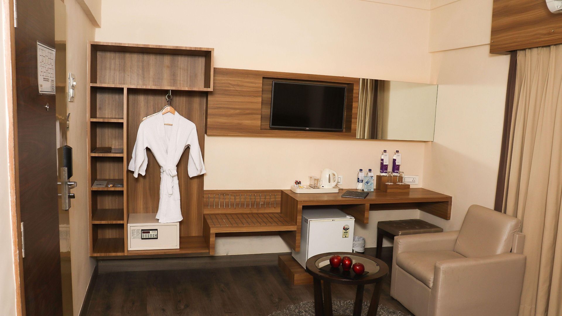 Hotel Bawa Regency 3*