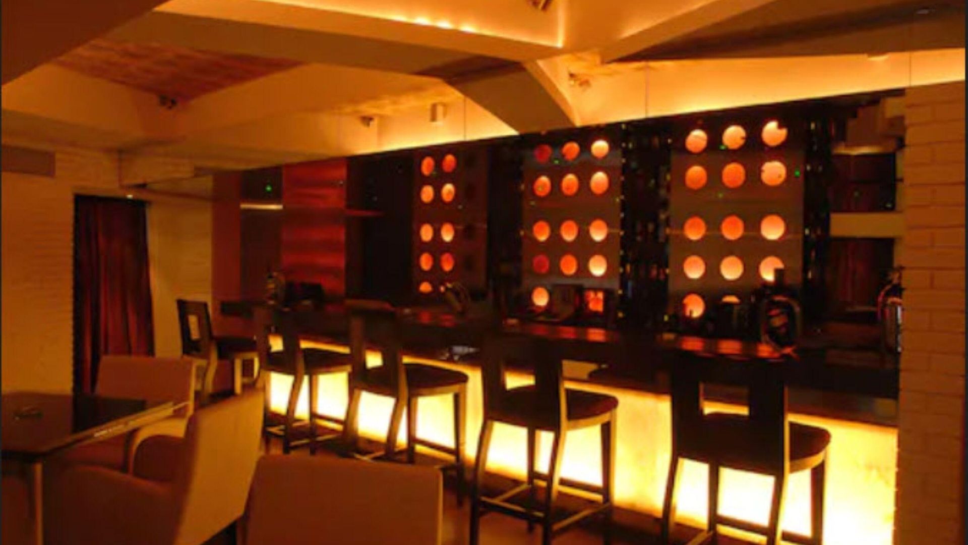 Hotel Peninsula Grand