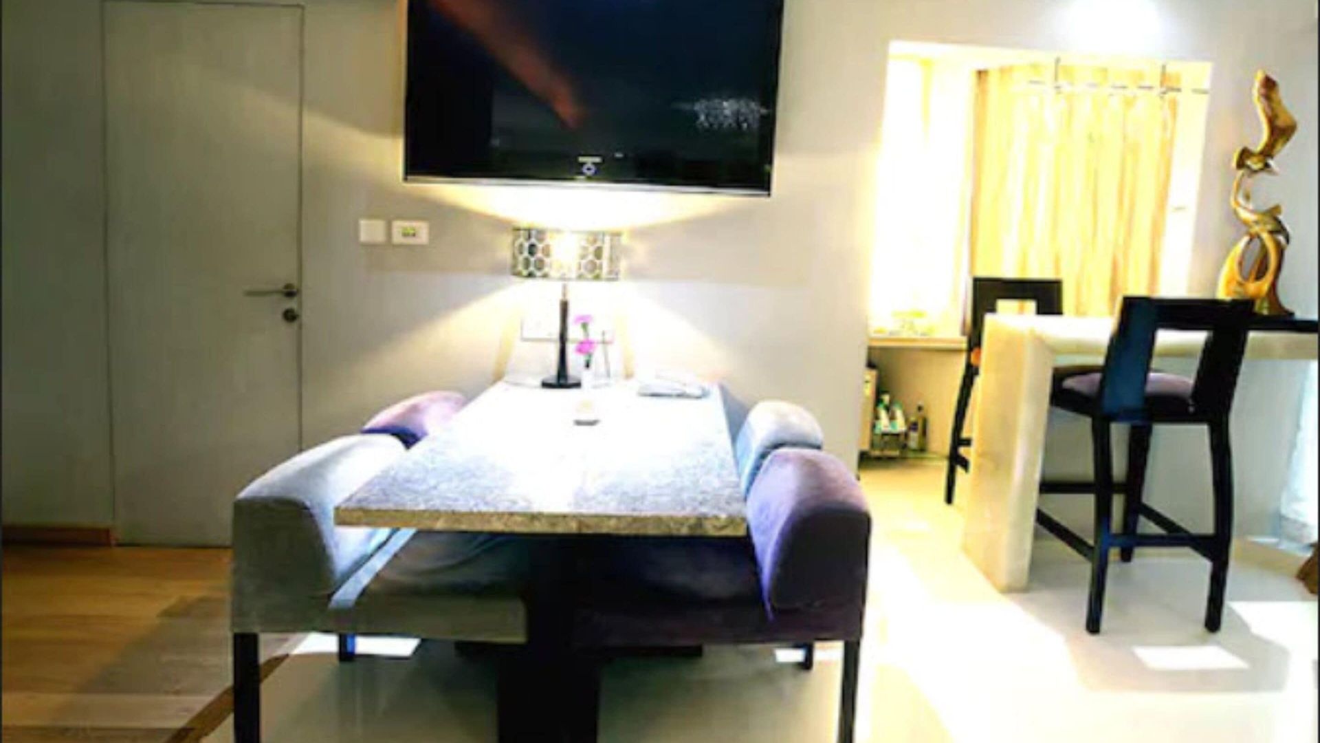 Peninsula Grand Hotel 4*
