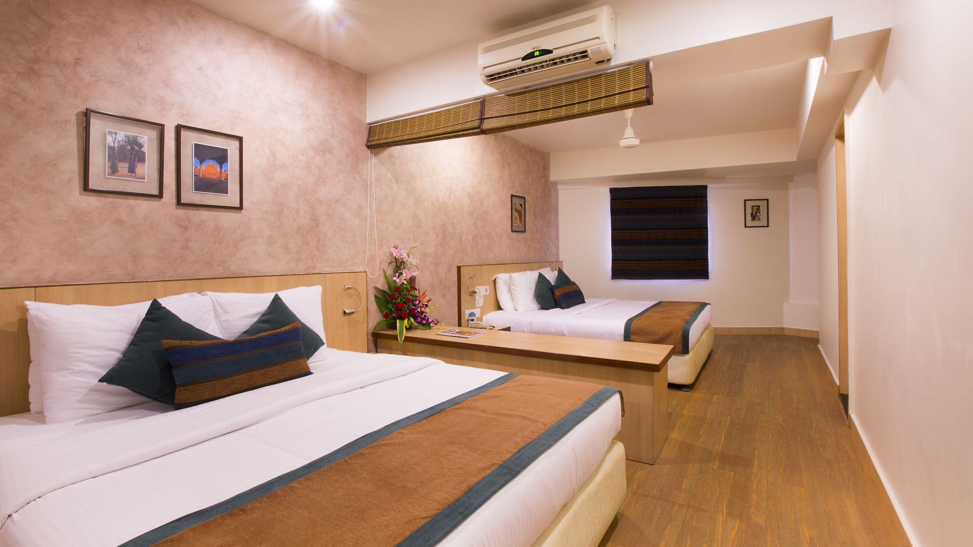 T24 Retro 4* Mumbai