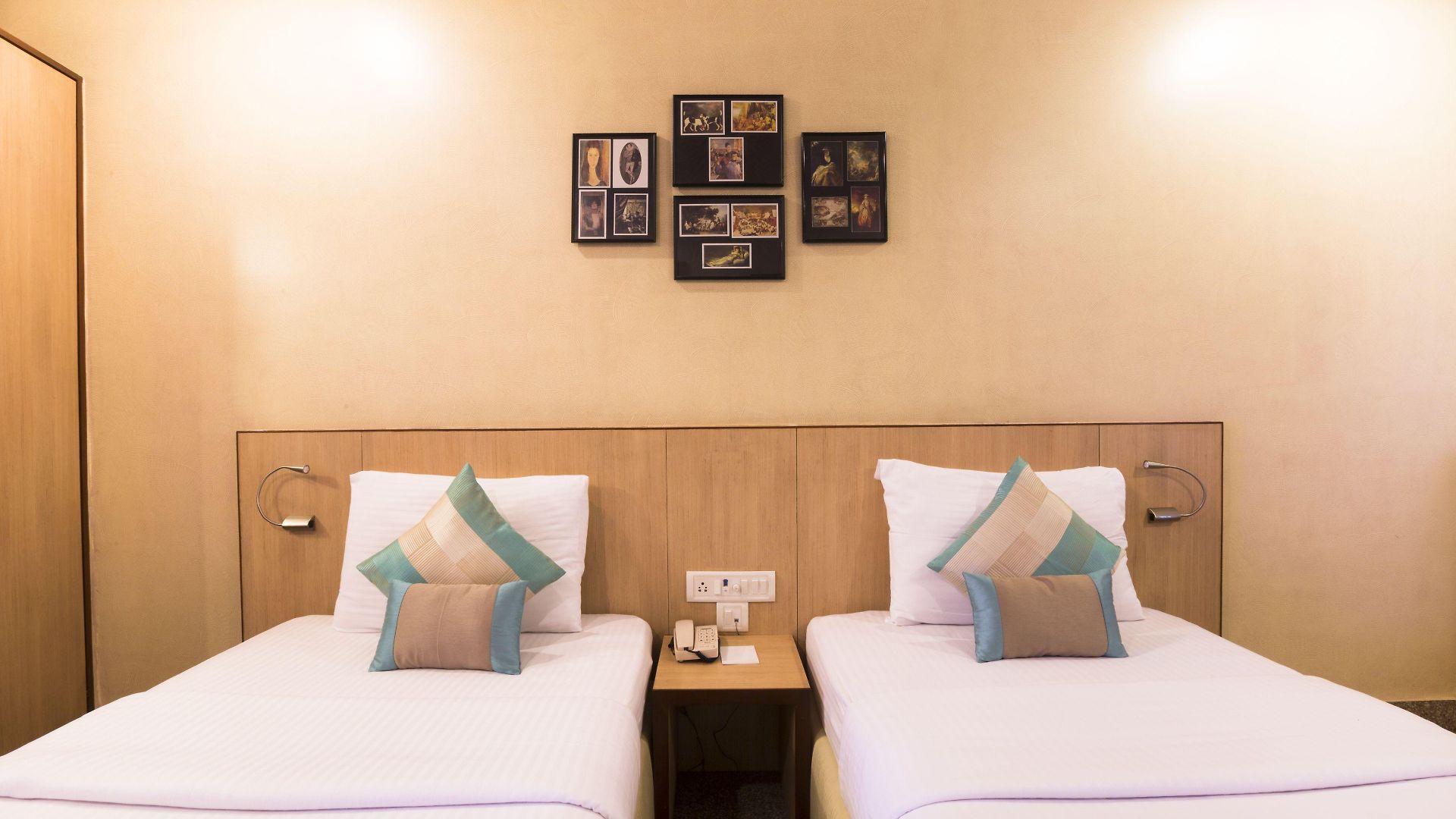 T24 Retro Hotel 4*