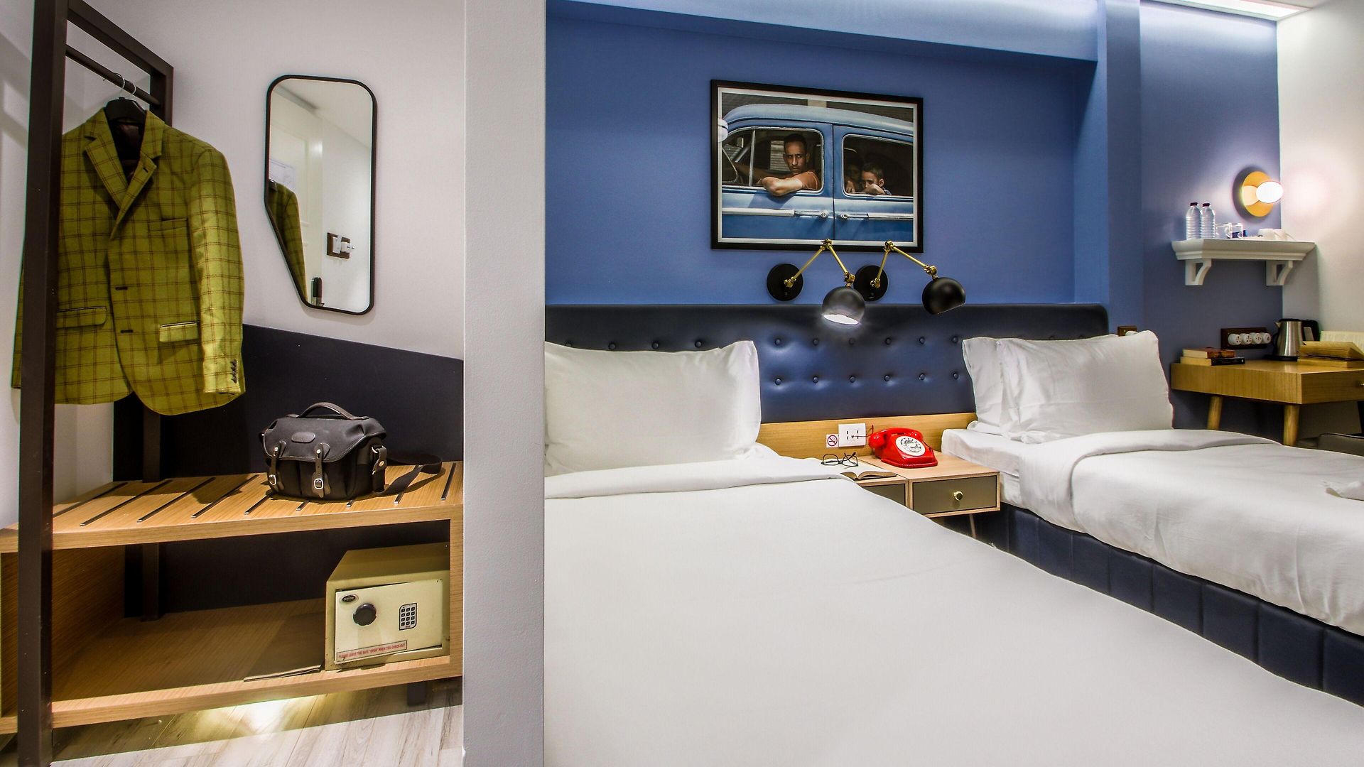T24 Retro Hotel Mumbai