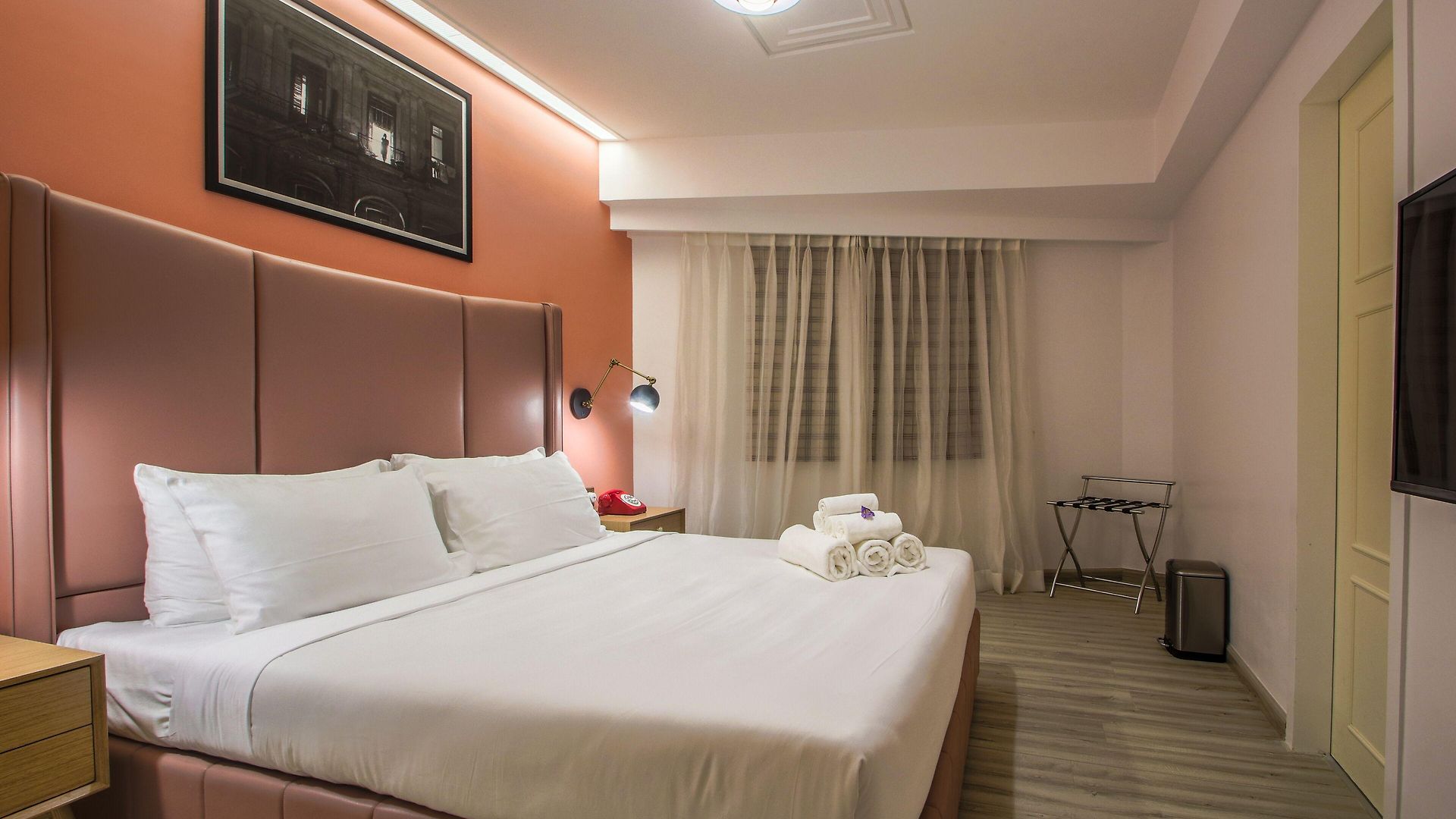 T24 Retro 4* Mumbai