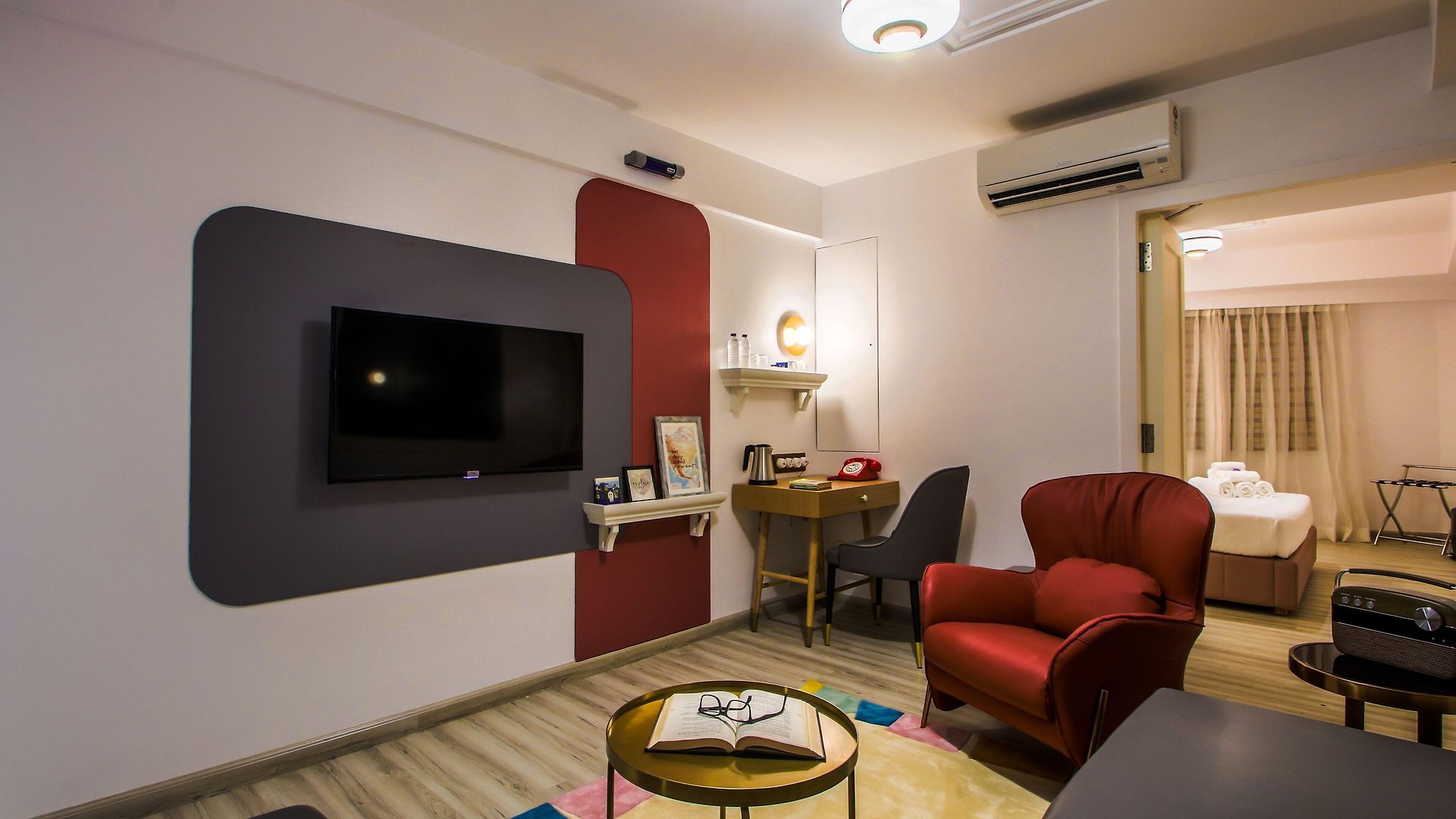 T24 Retro Hotel Mumbai