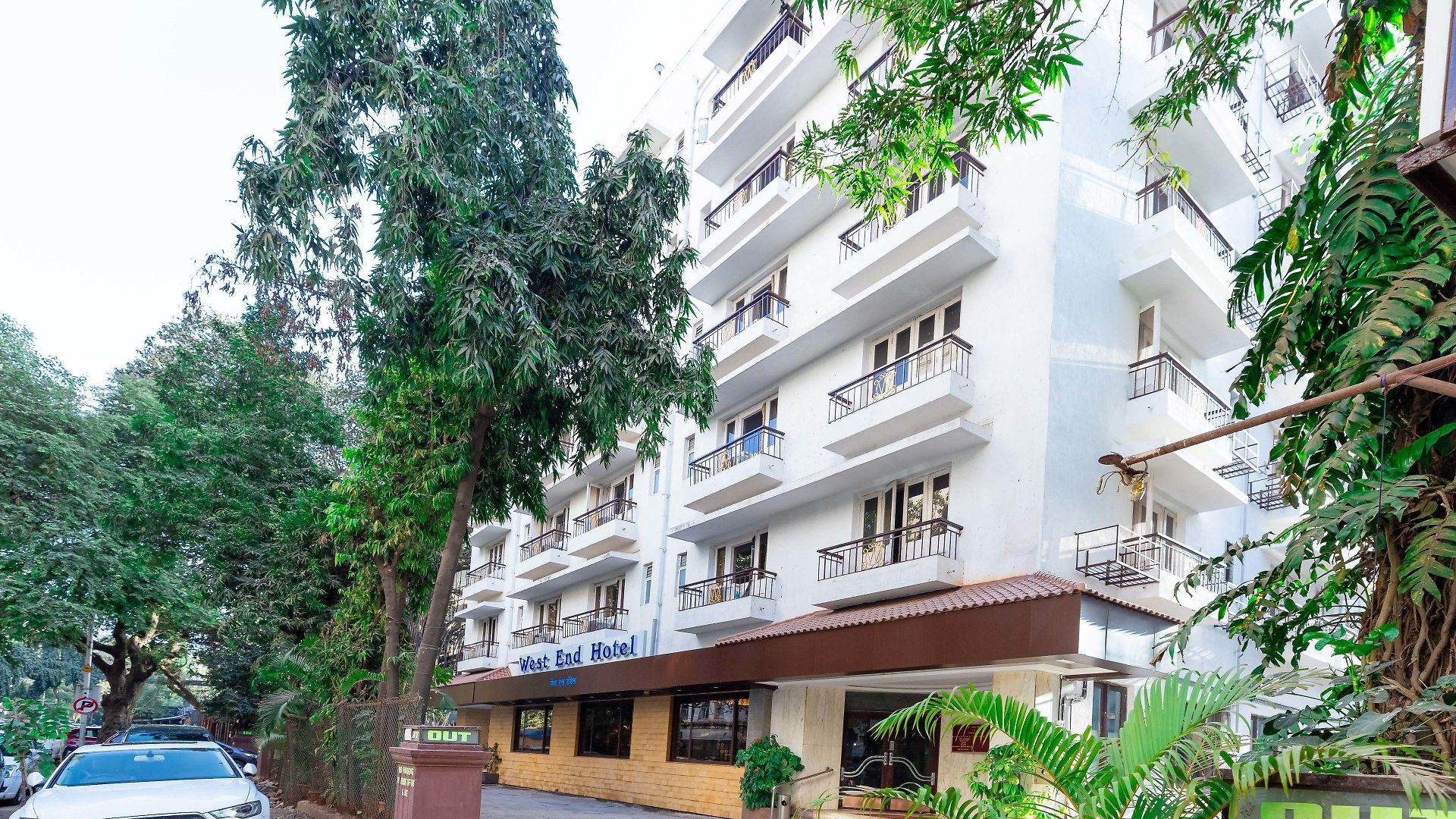 West End Opp Hospital Hotel Mumbai