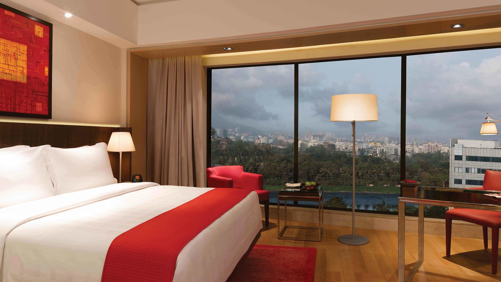 Trident Bandra Kurla 5*