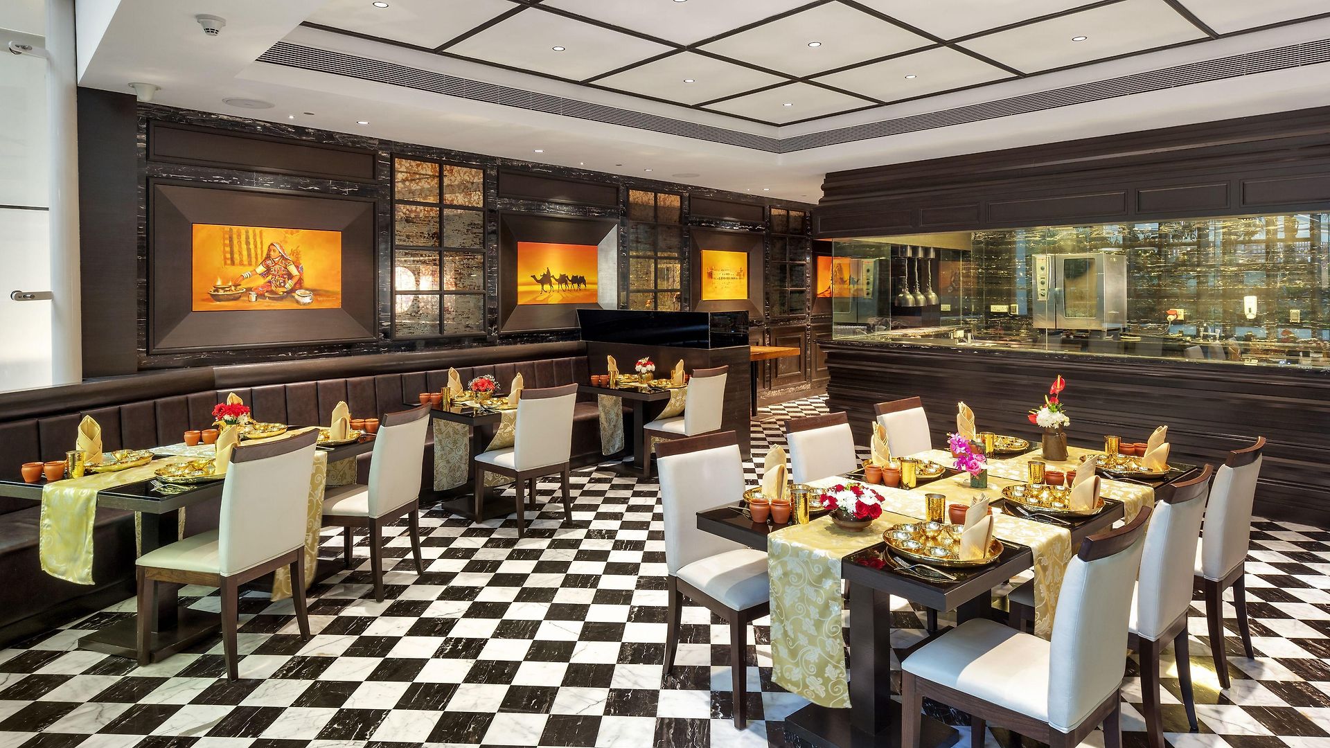 Hotel Sahara Star
