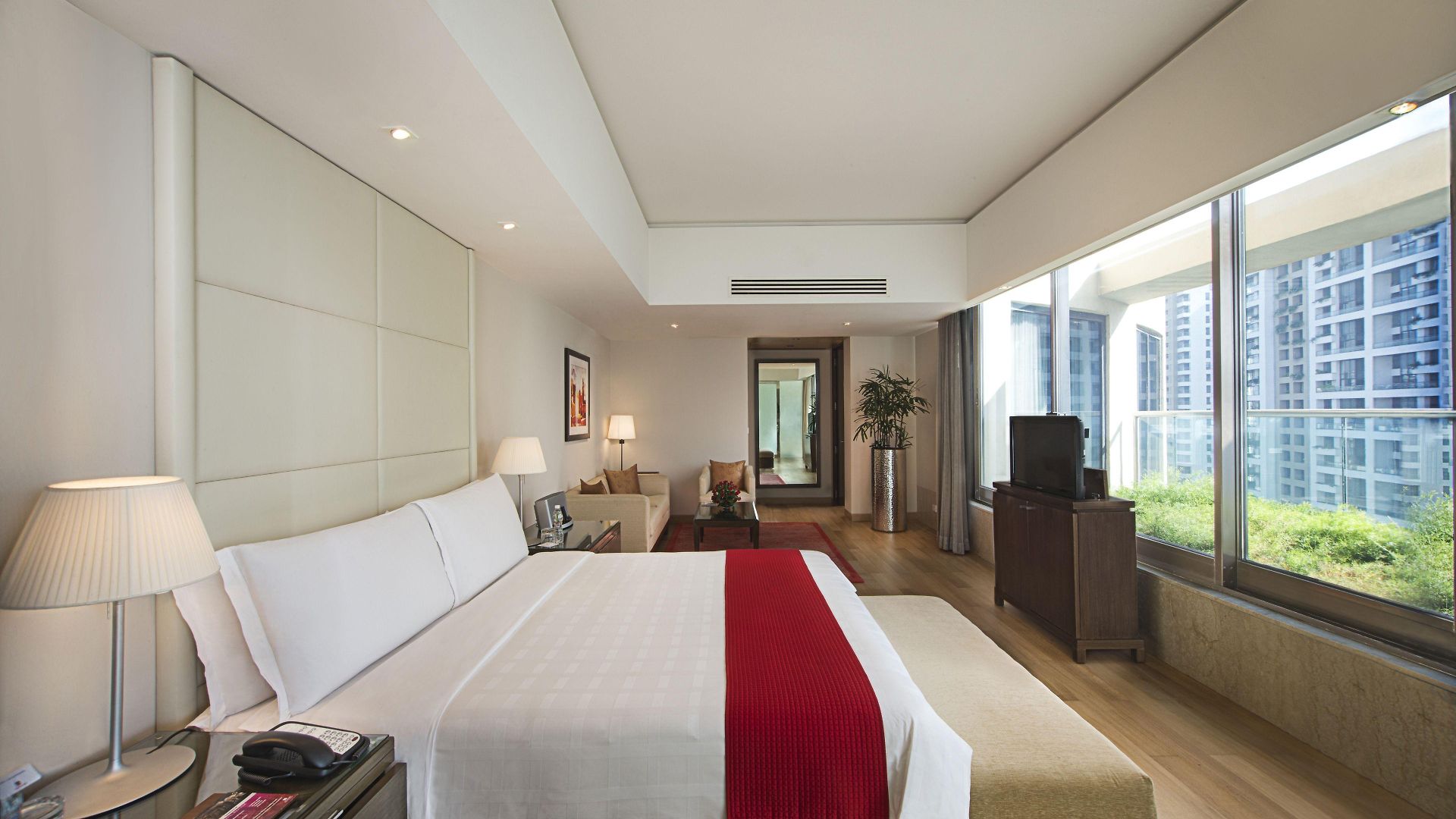 Trident Bandra Kurla Hotel 5*