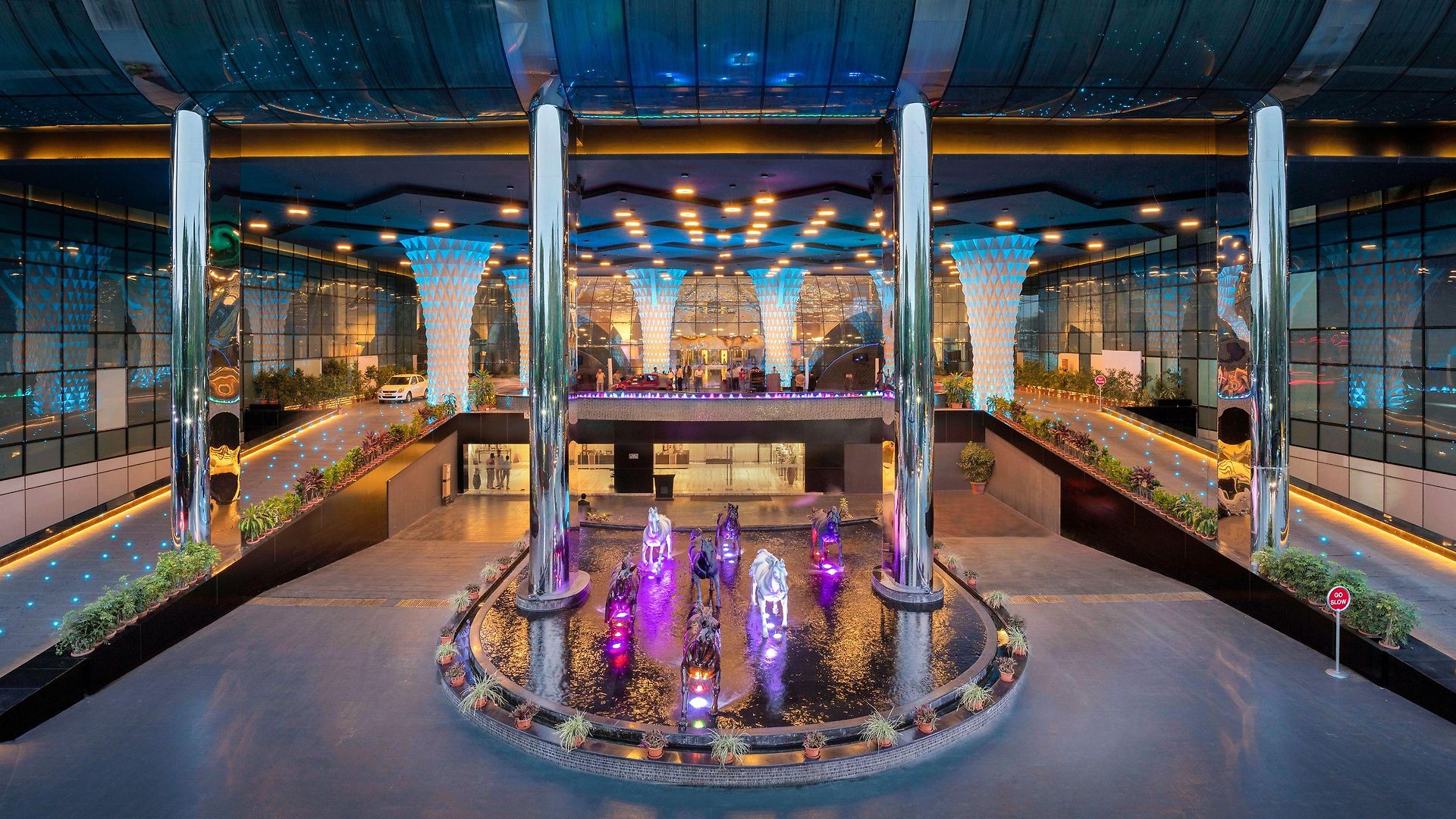 Hotel Sahara Star 5*