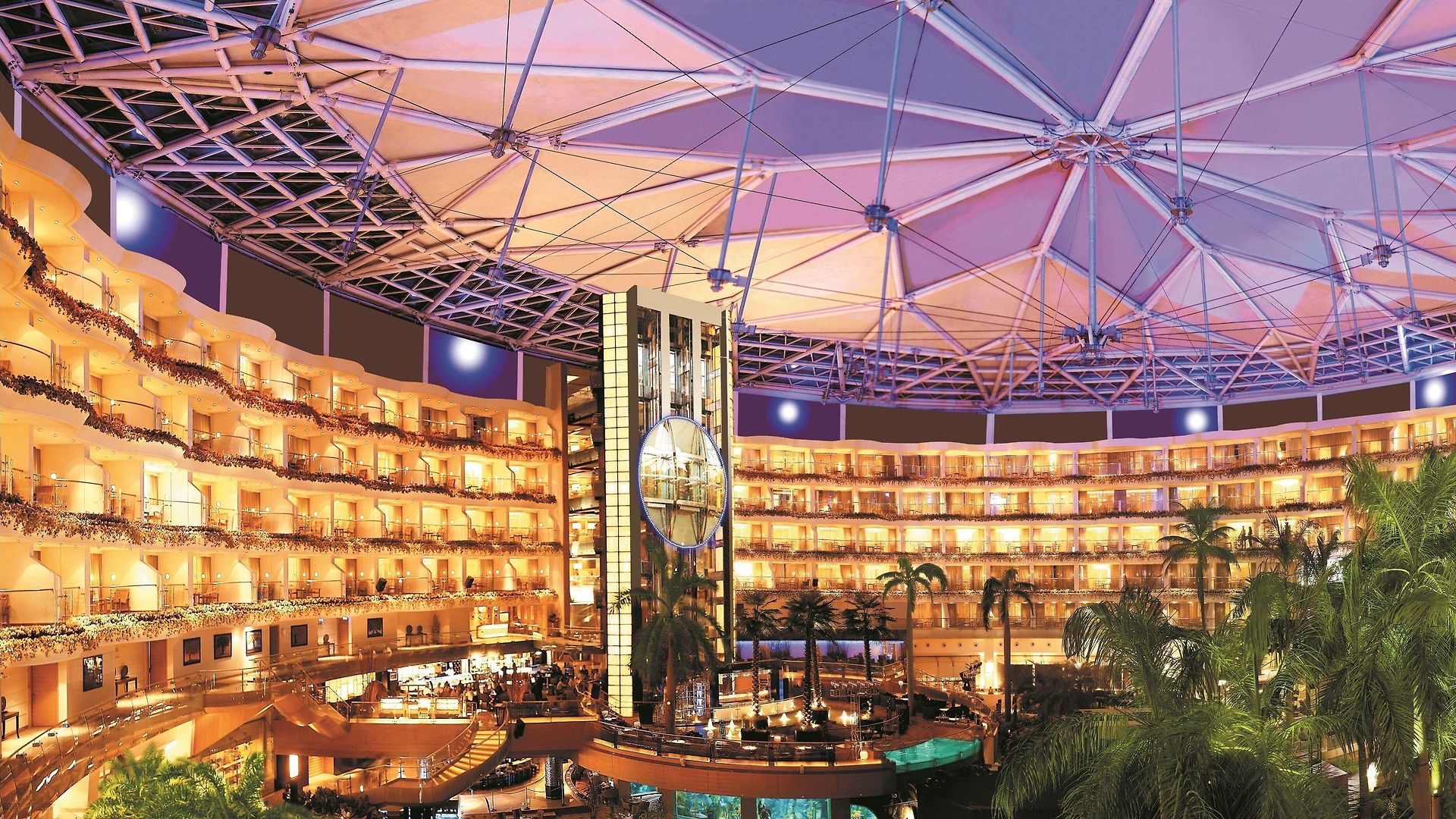 Hotel Sahara Star 5*