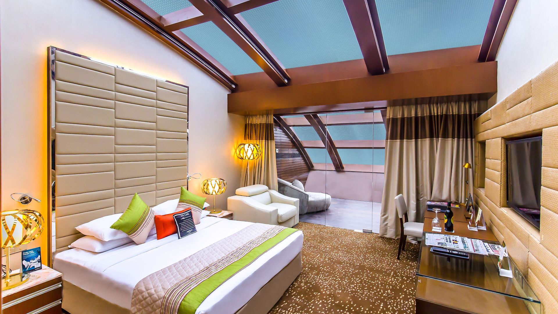 Hotel Sahara Star 5*