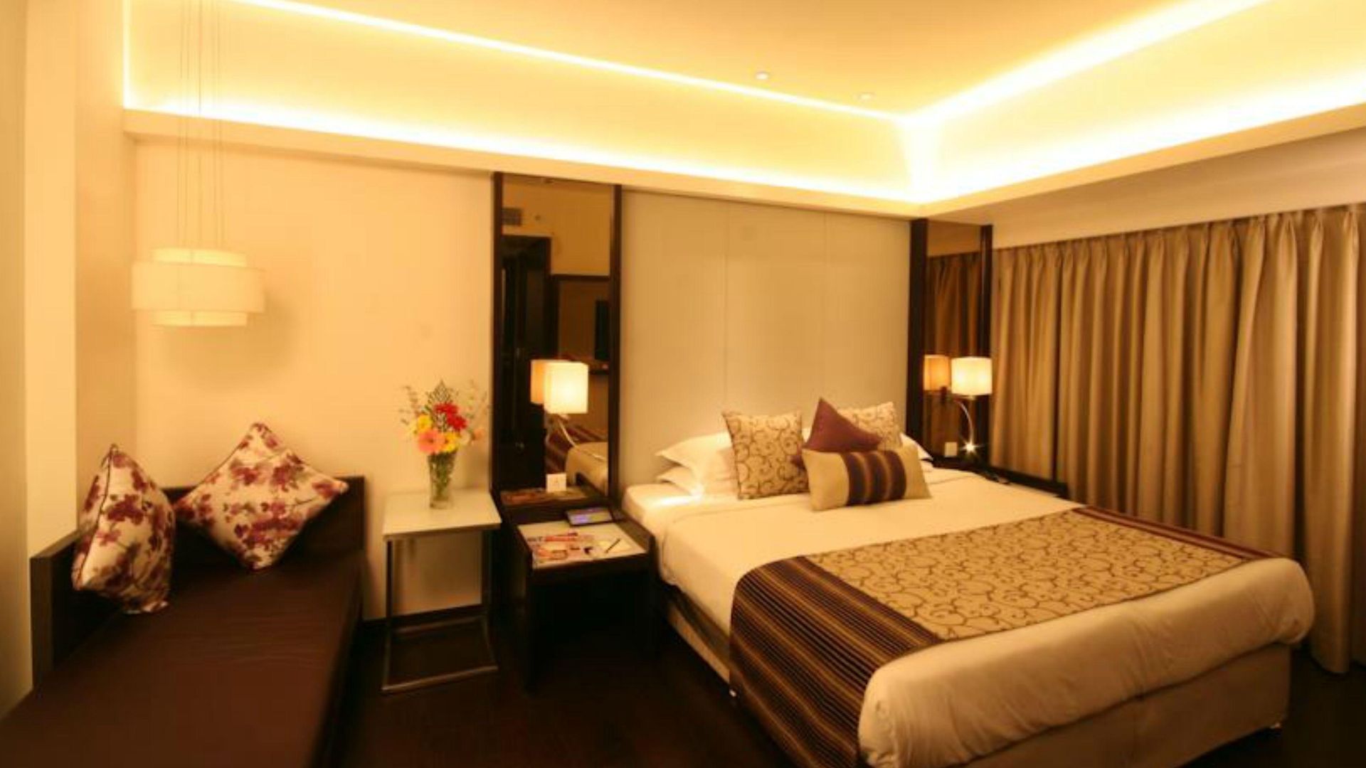 Hotel The Sahil 4*