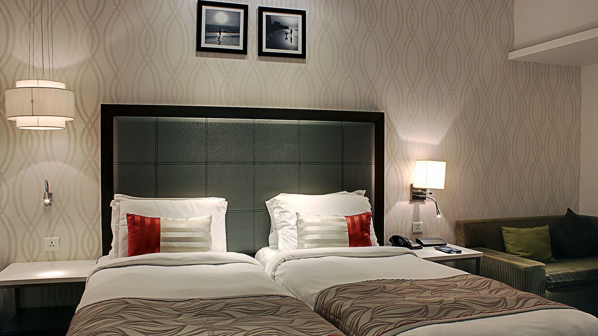 Hotel The Sahil 4*