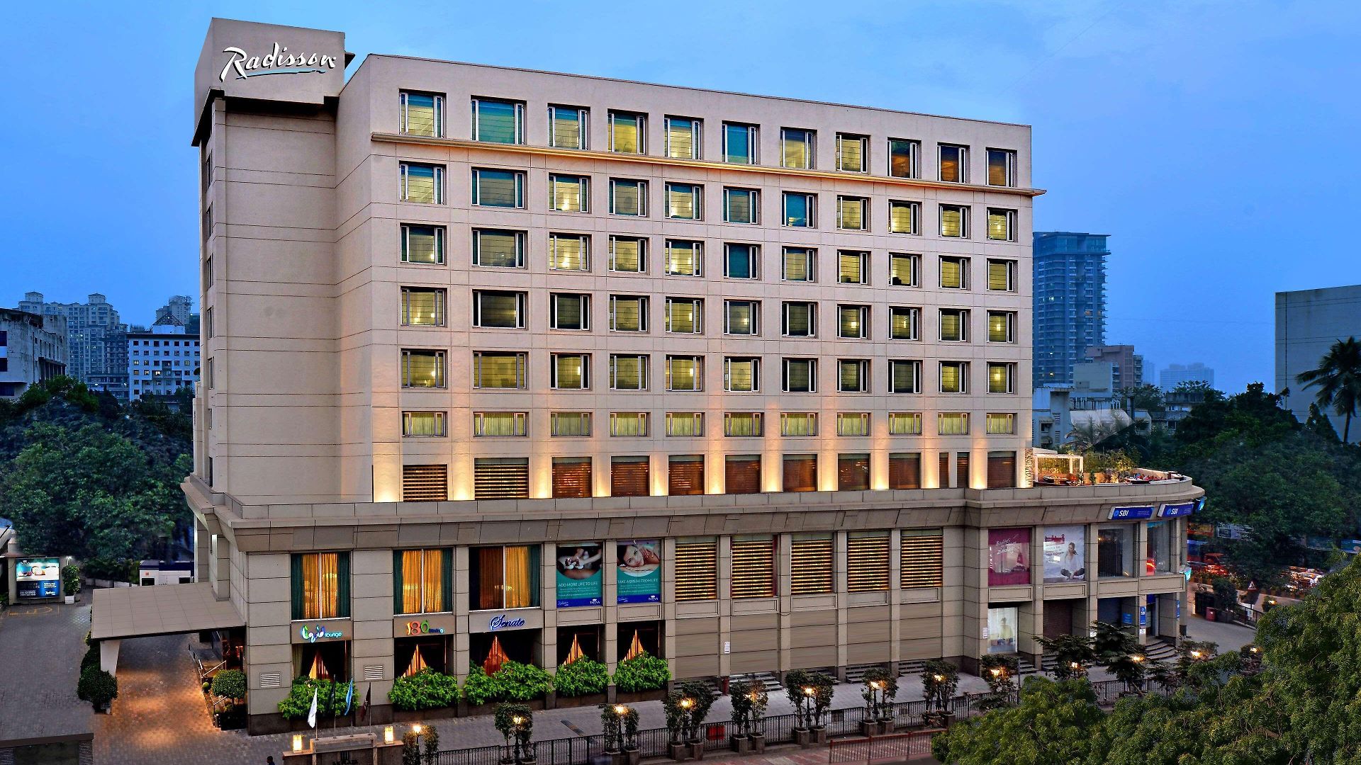 Radisson Goregaon Hotel Mumbai