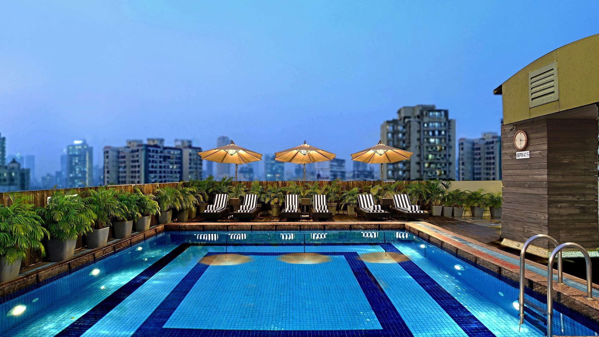 Radisson Goregaon Hotel