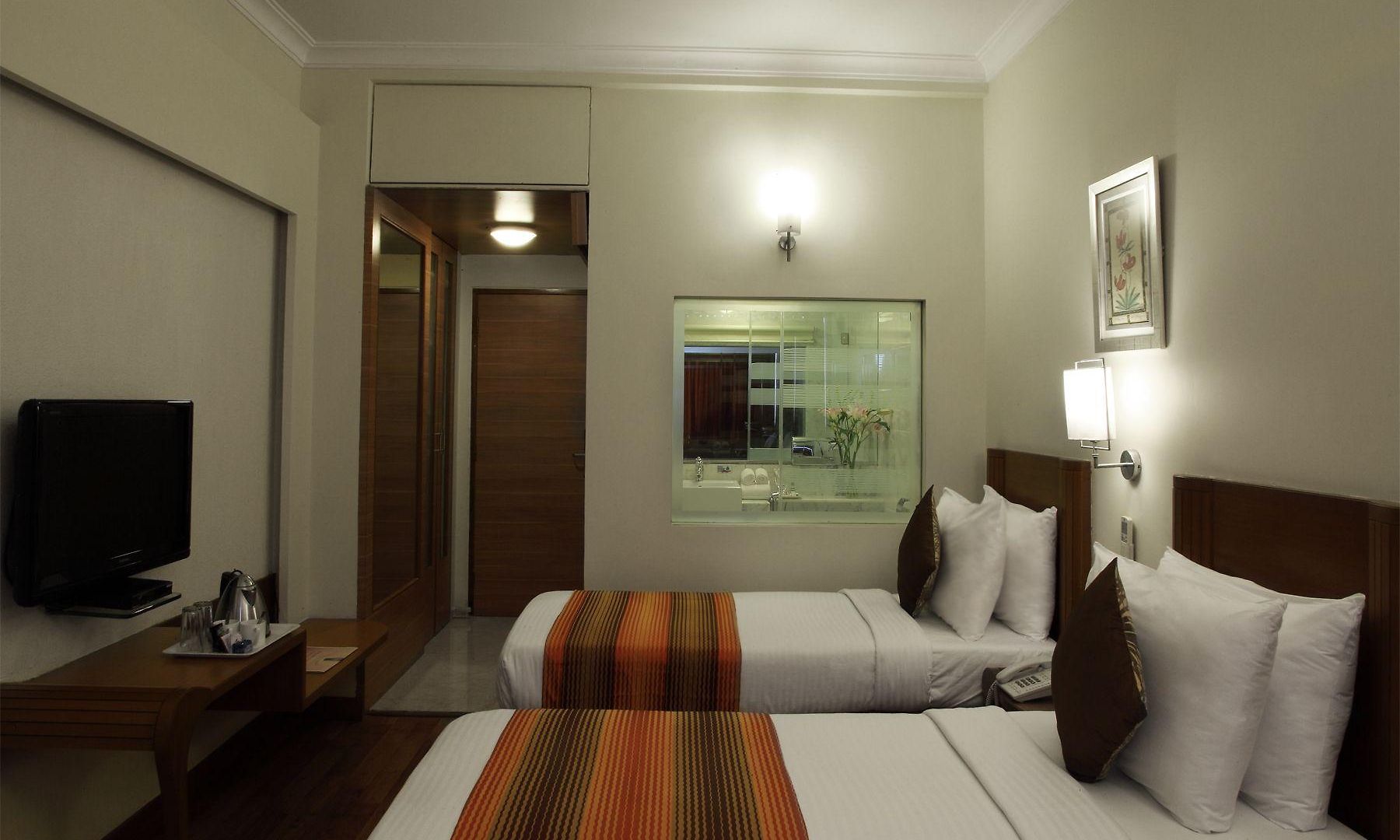 Regency 3*