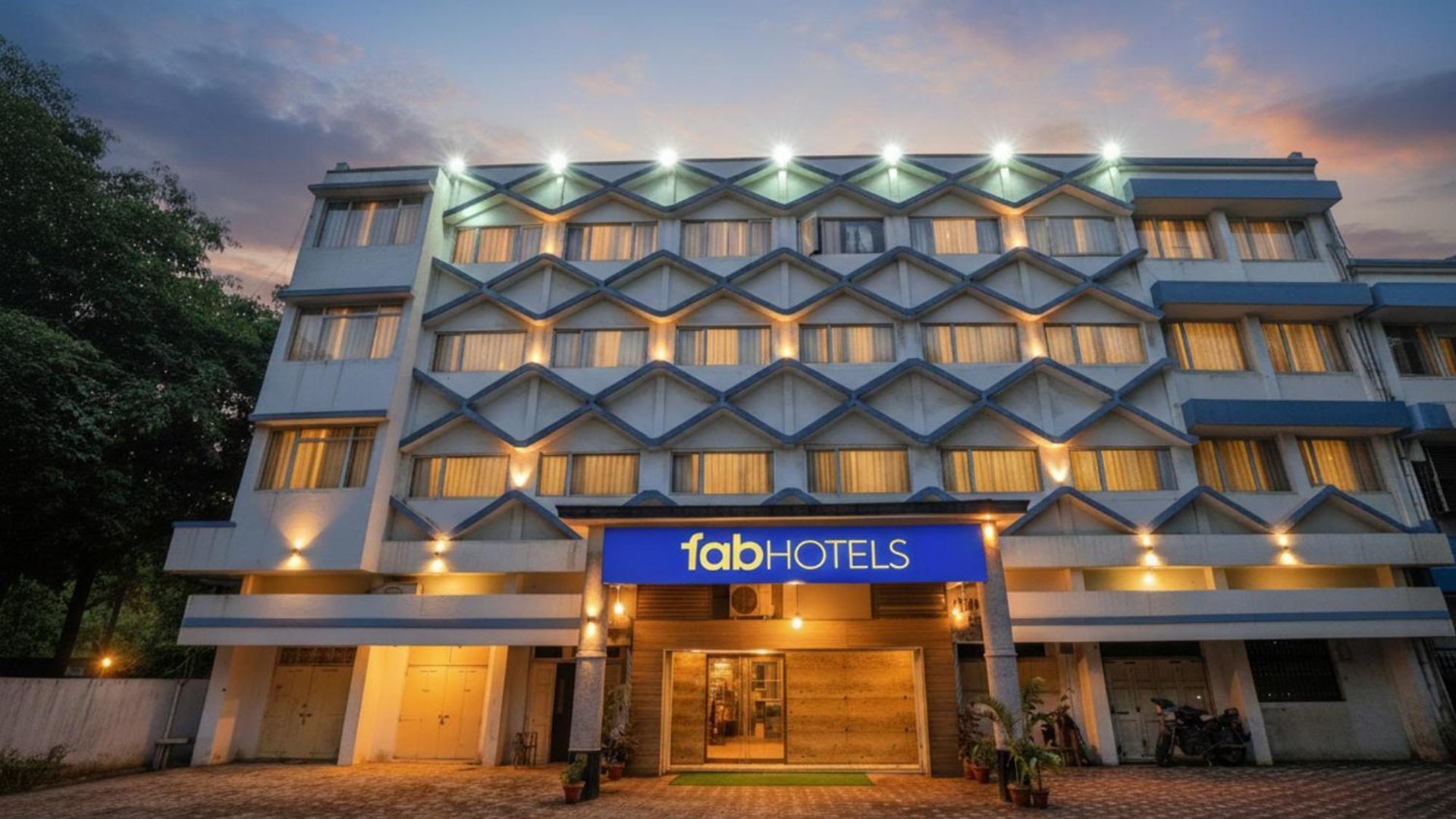 Fabhotel Neelkamal - Chembur 3*