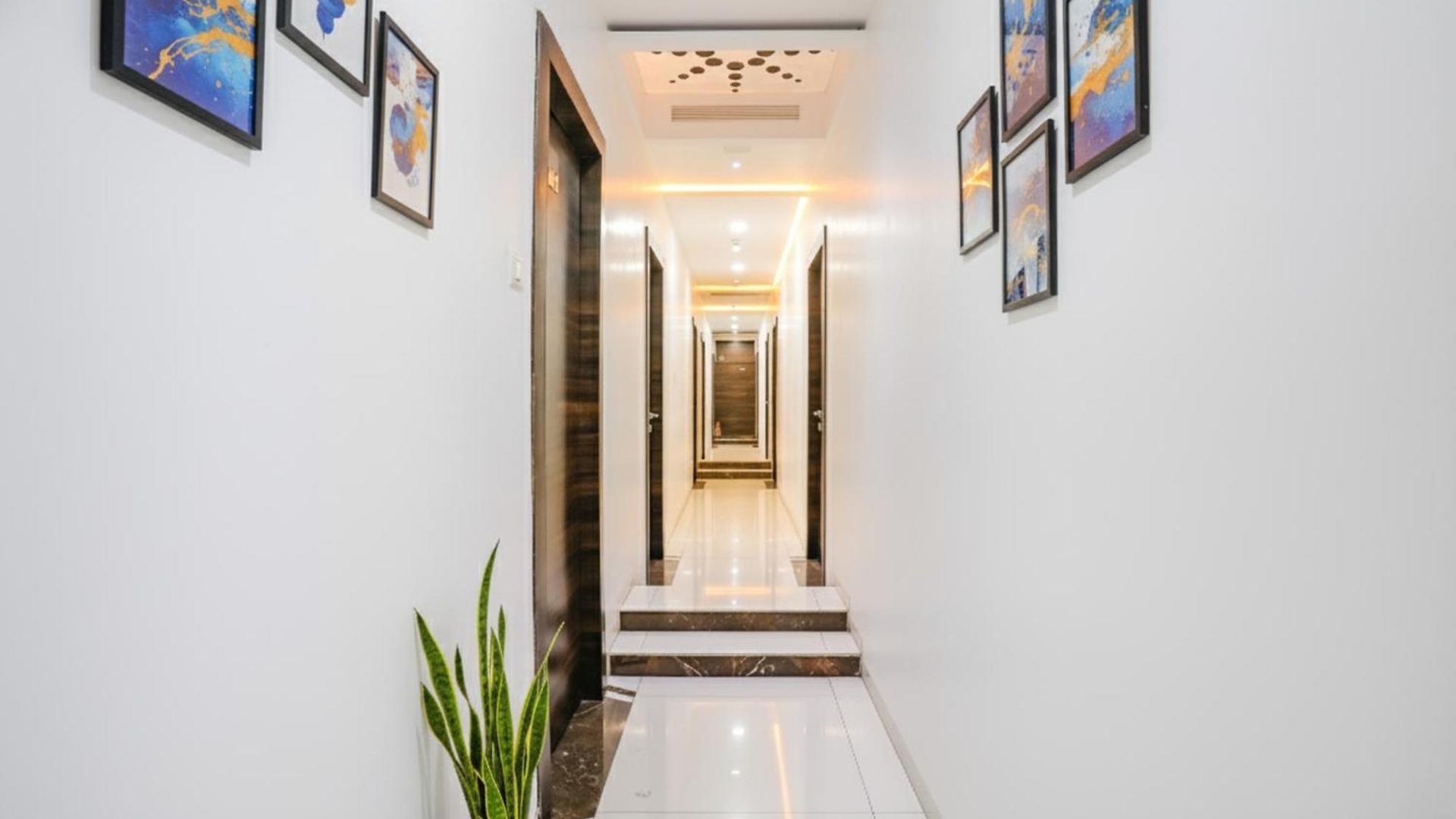 Hotel Fabhotel Elvis - Nr International Airport Mumbai