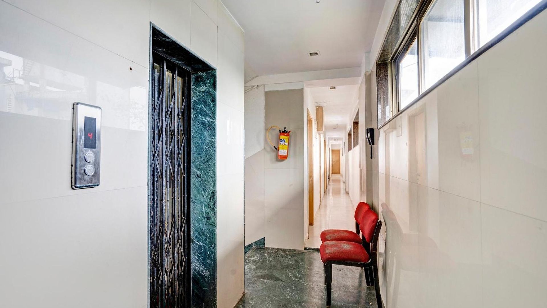 O Delight Near Andheri Railway Station 4*