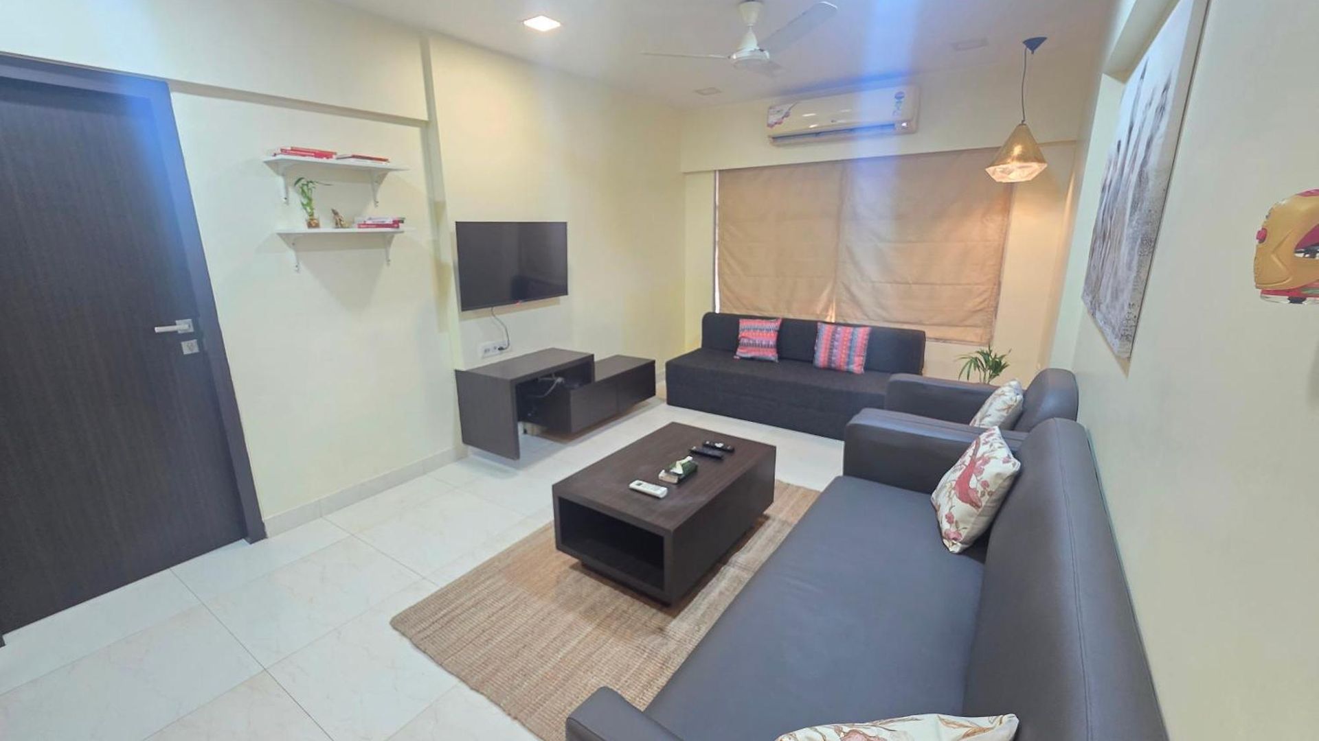 Lite - Parle East Apartment Mumbai