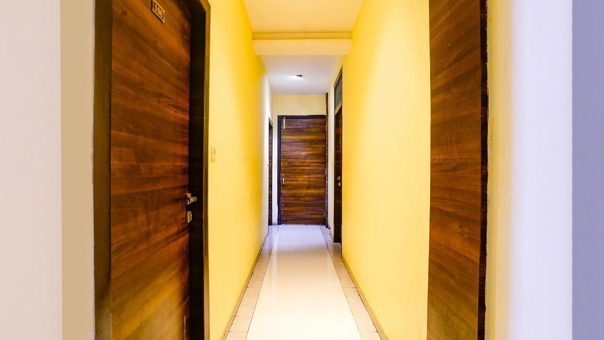 Via New Silver Elite Hotel Mumbai