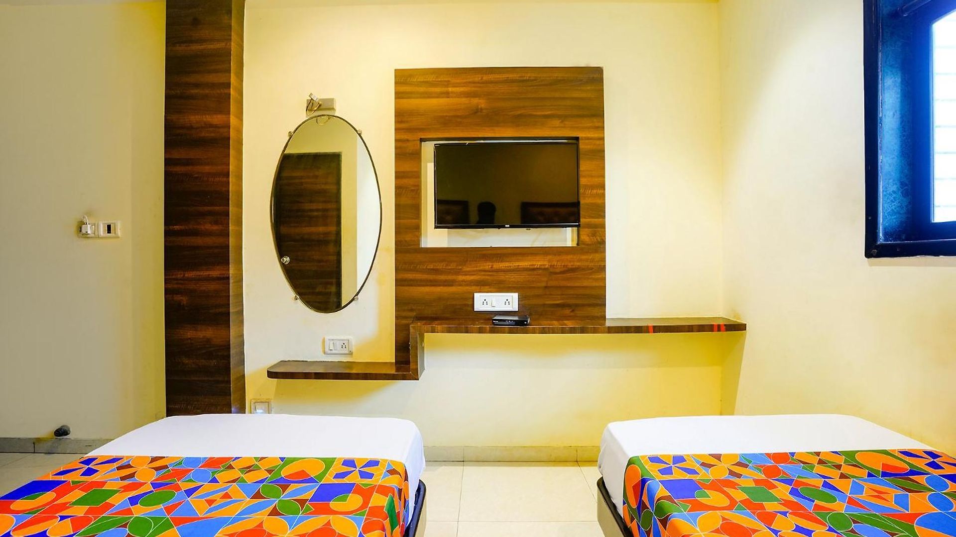 Hotel Via New Silver Elite Mumbai