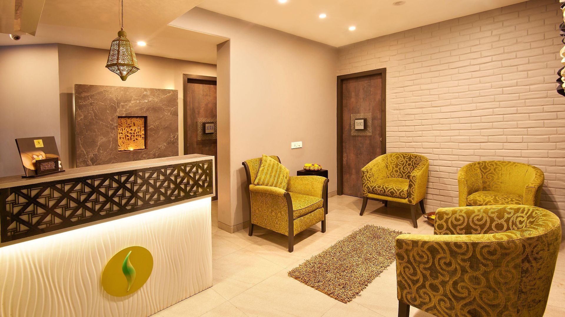 Hotel The Shalimar Hotel, Kemps Corner