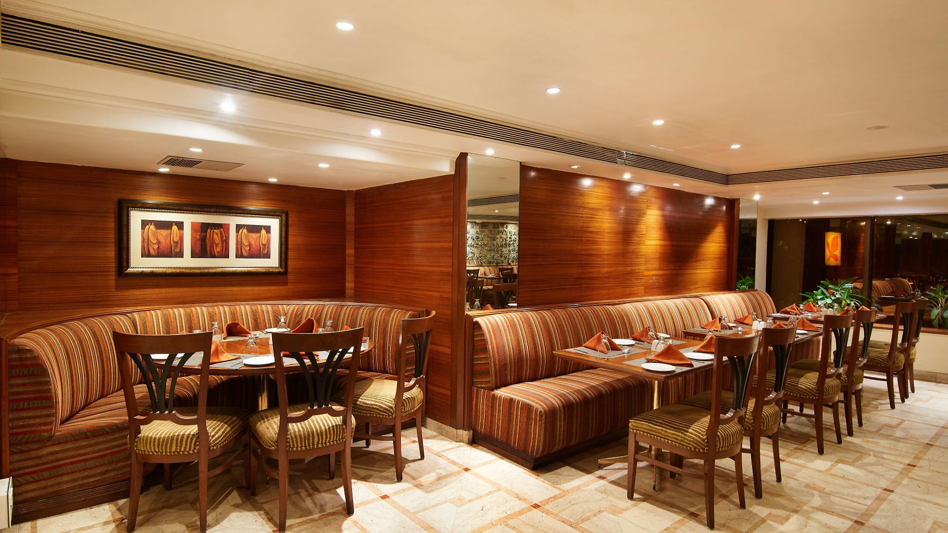 The Shalimar Hotel, Kemps Corner 4*