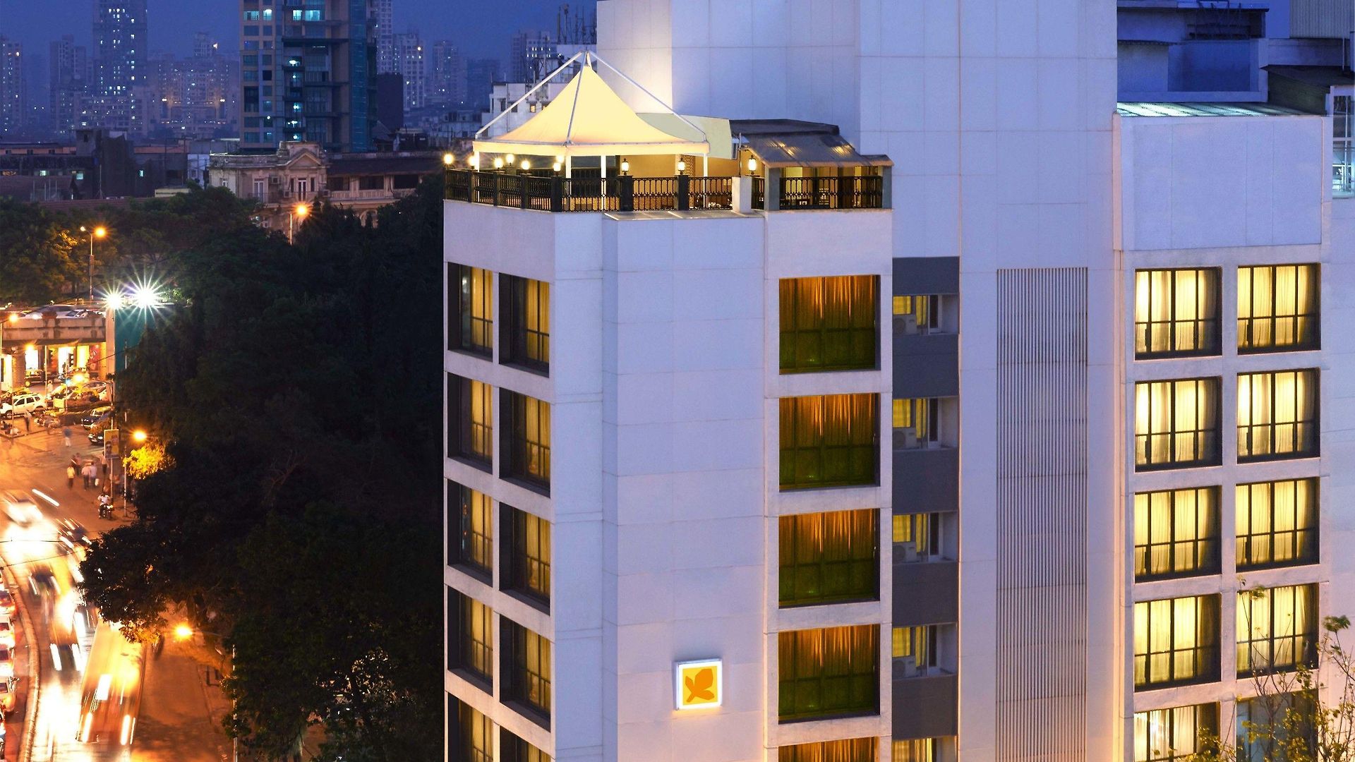 The Shalimar Hotel, Kemps Corner Hotel