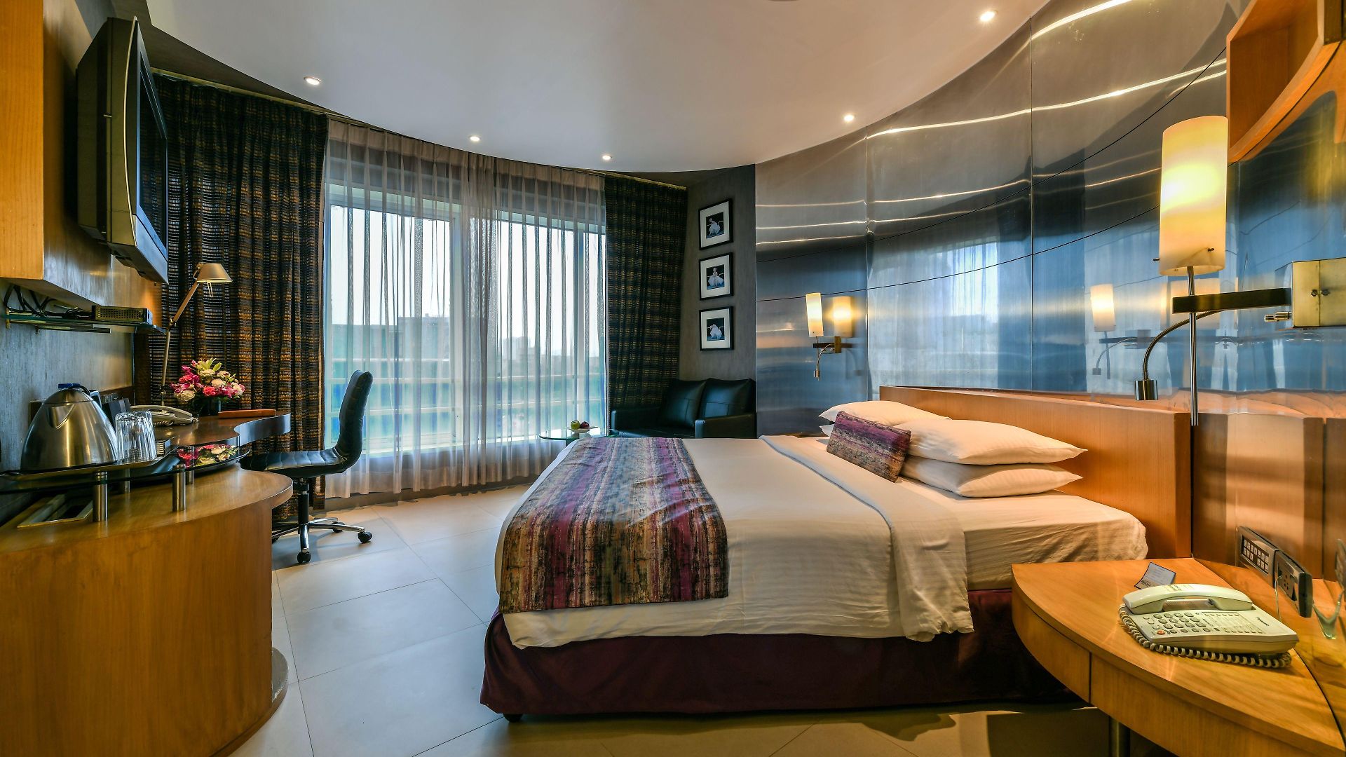 Hotel The Regale By Tunga 3*