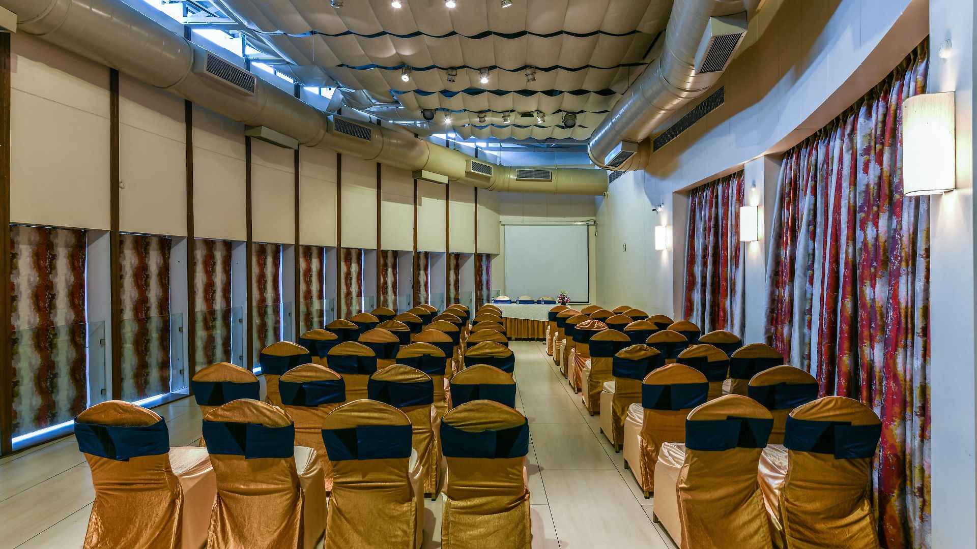 The Regale By Tunga Hotel
