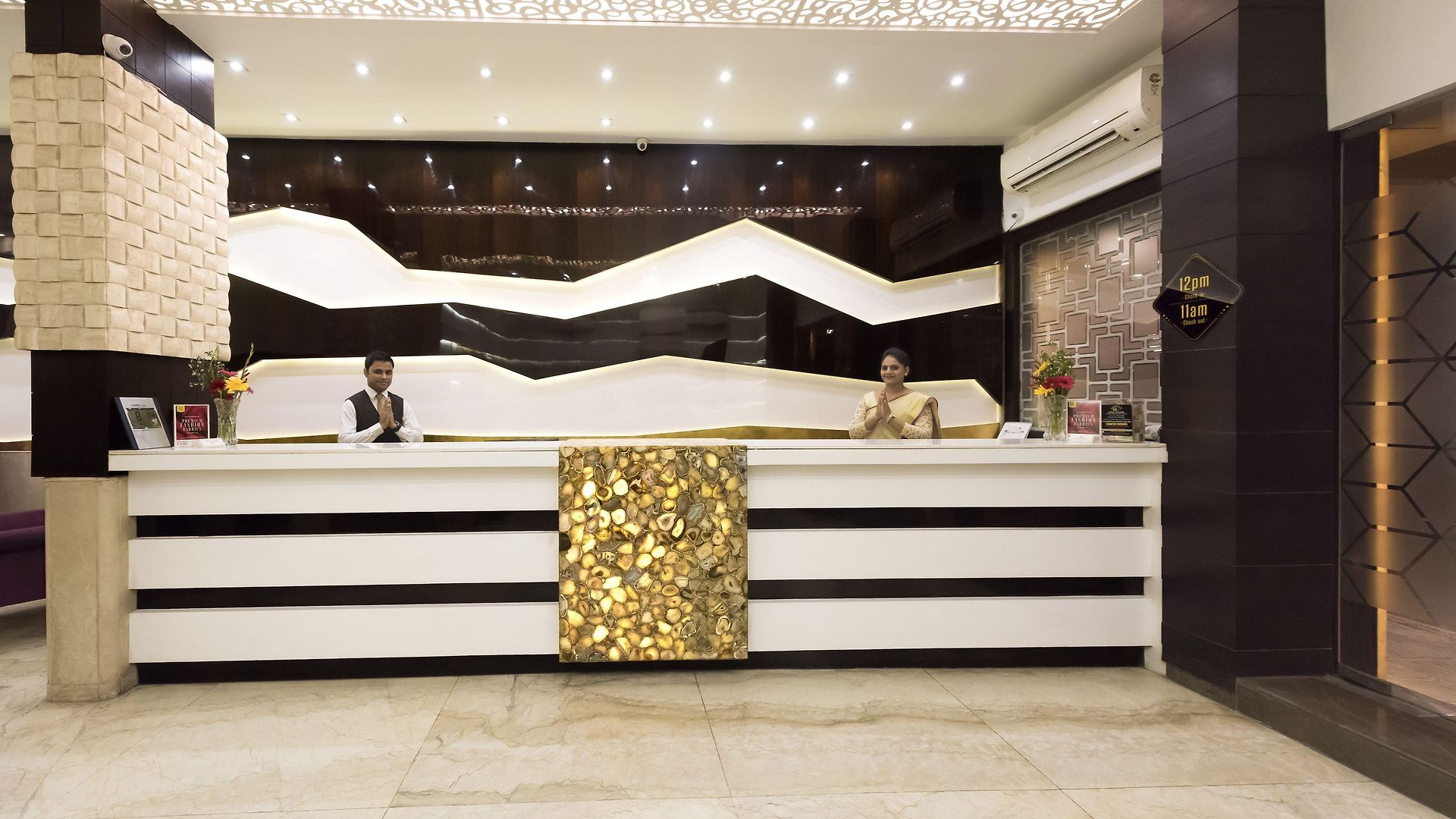 Hotel Manama Mumbai