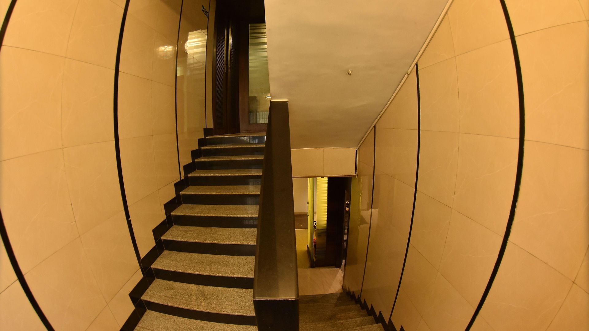 Manama Hotel