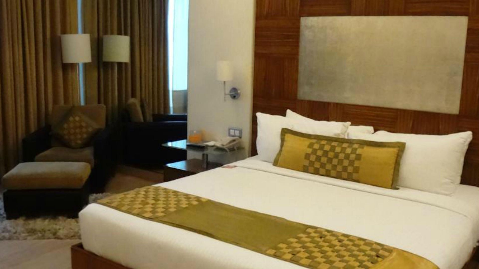 Mirage Hotel, International Airport Mumbai
