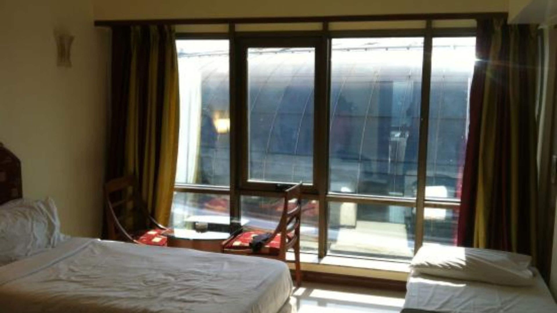 Airport International Hotel 3*