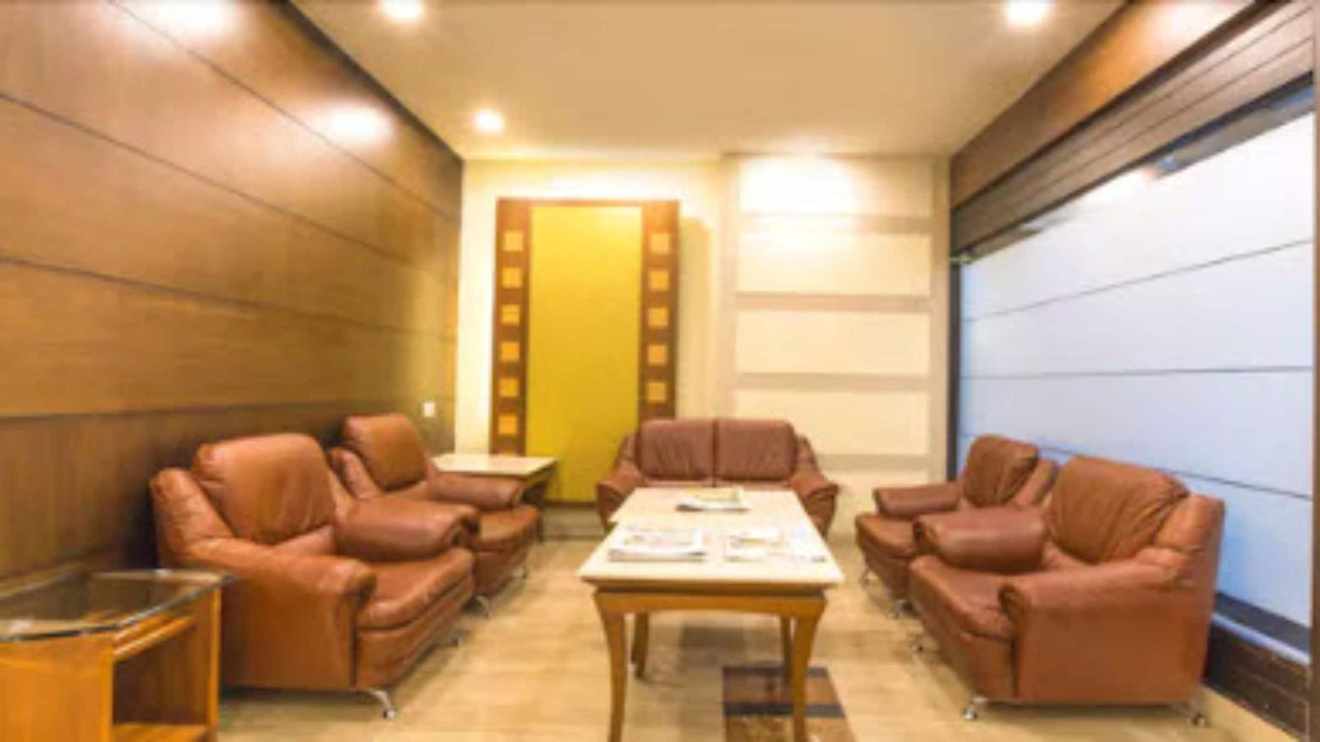 Airport International Hotel
