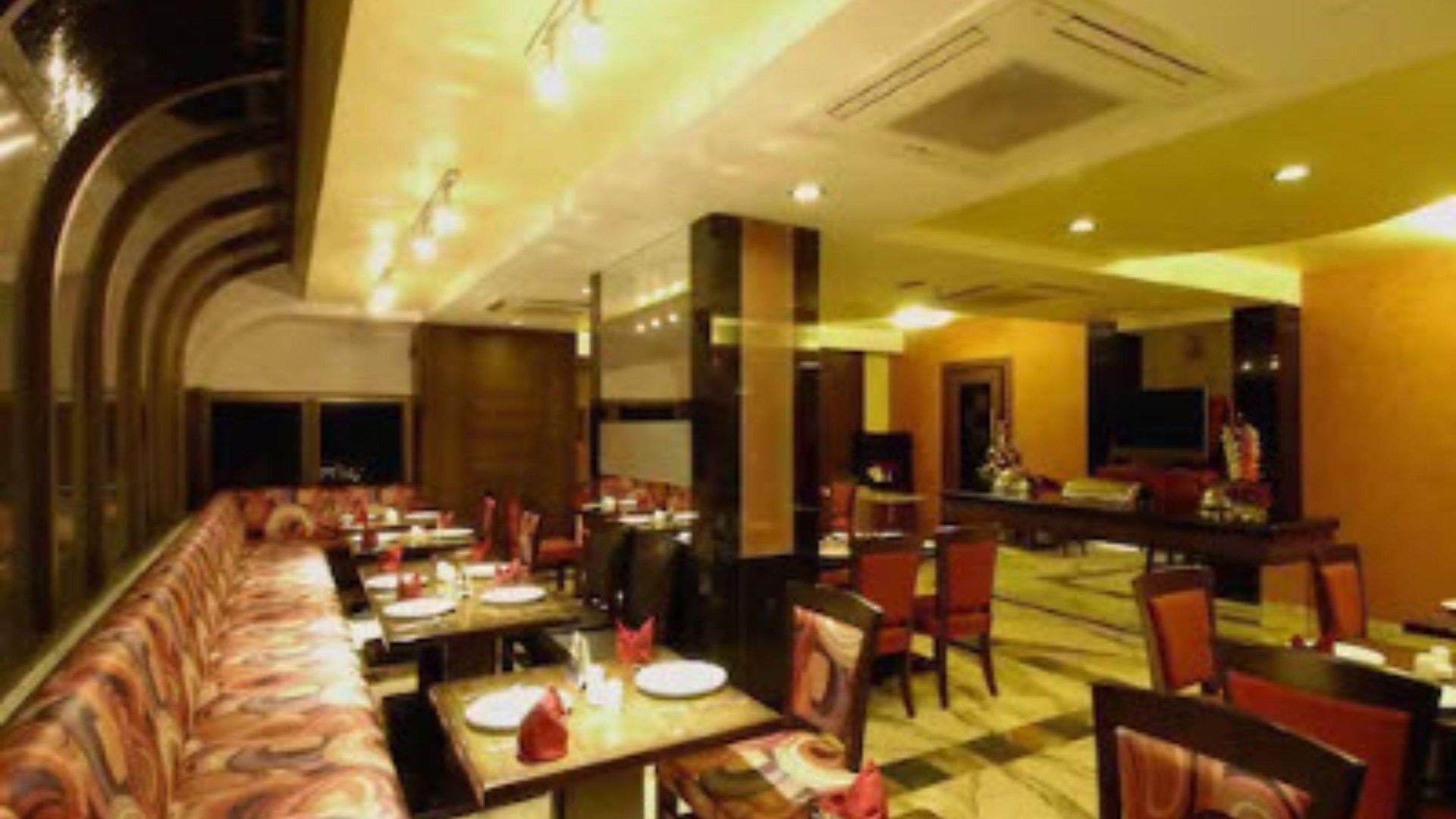 Hotel Airport International 3*