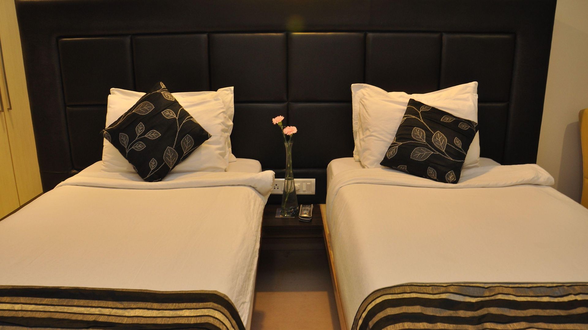 The Oriental Residency Hotel 3*