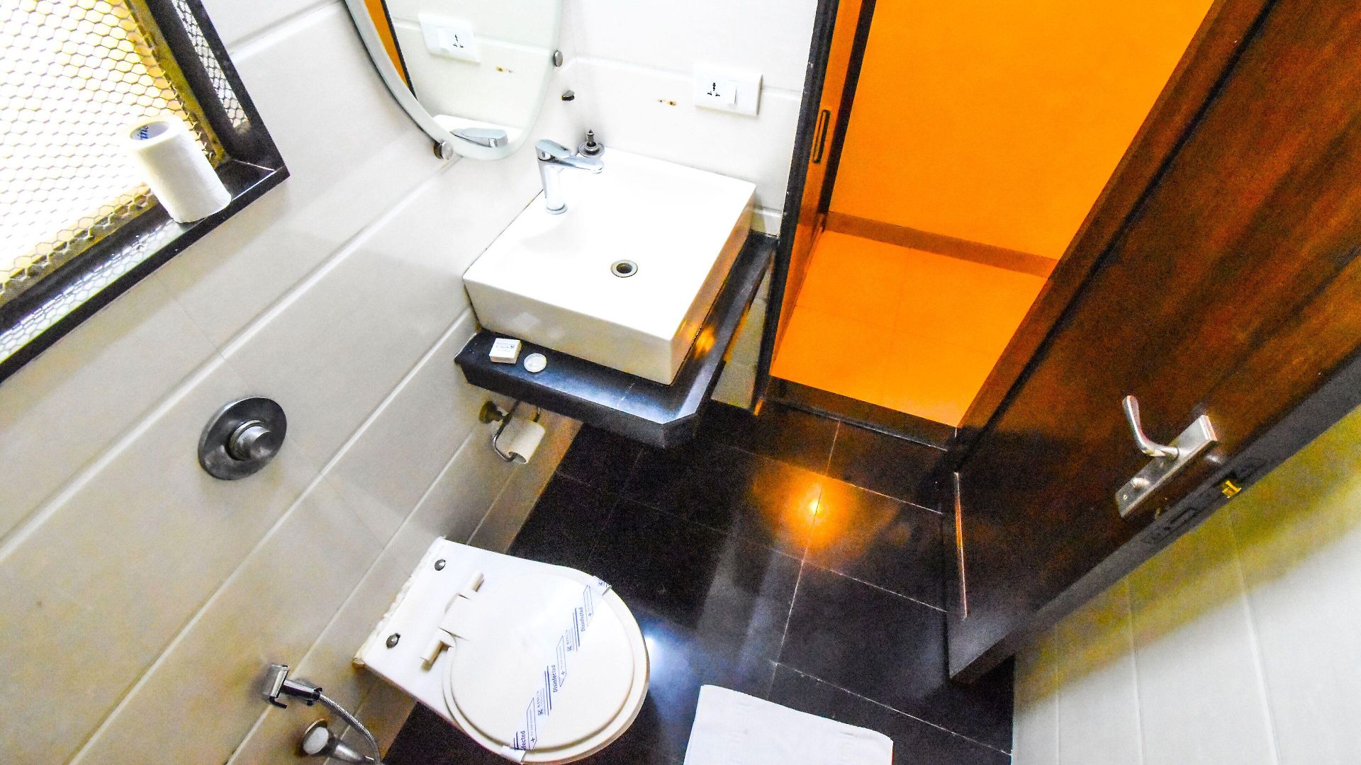 Hotel Kings International Juhu Mumbai