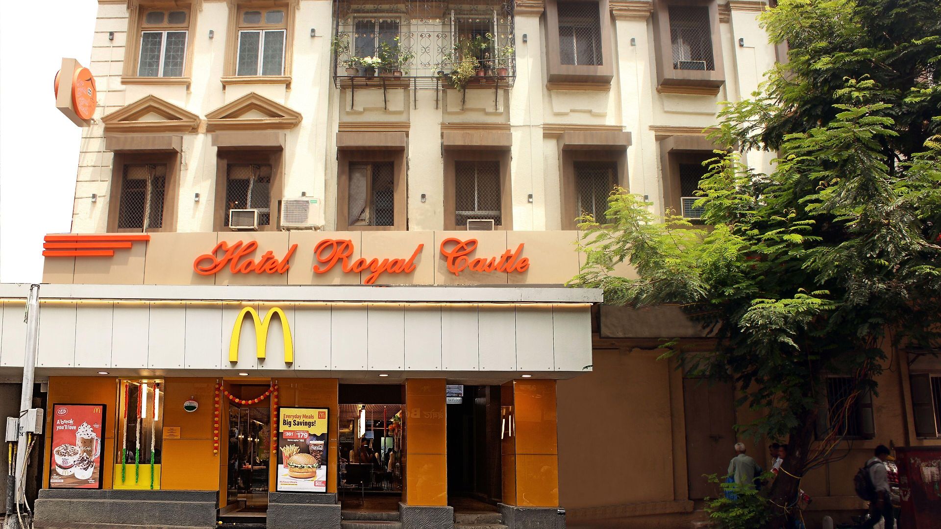 Hotel Royal Castle Mumbai