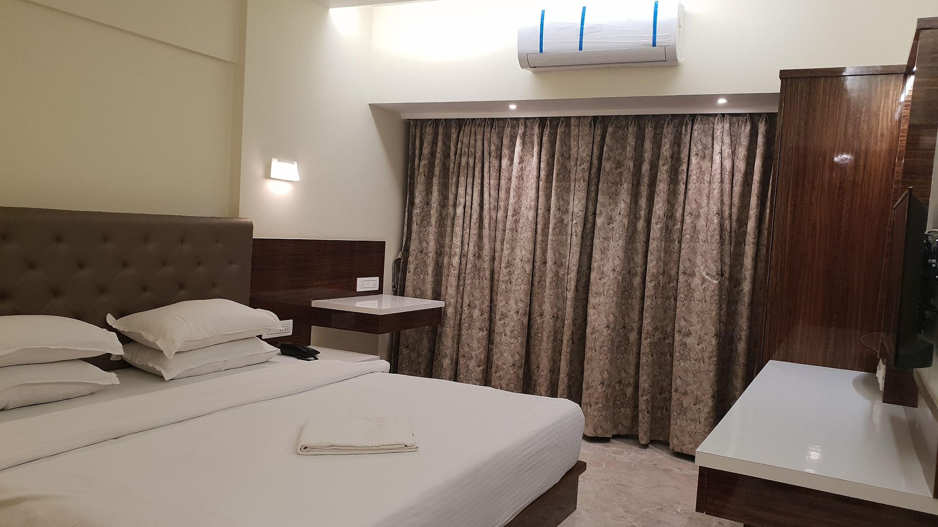 Milan International Hotel