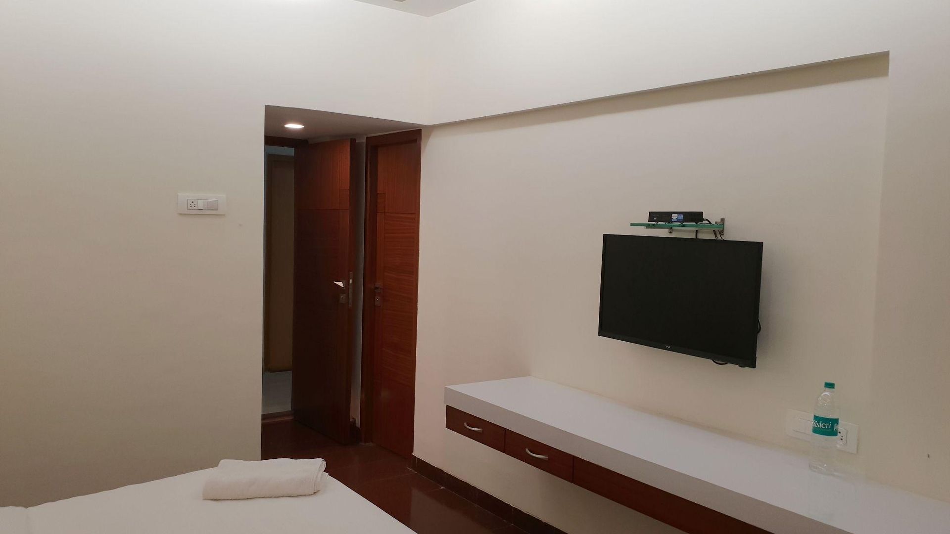Milan International Hotel 3*