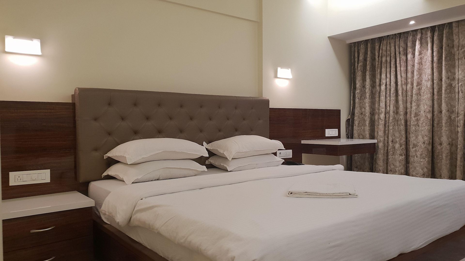 Hotel Milan International 3*
