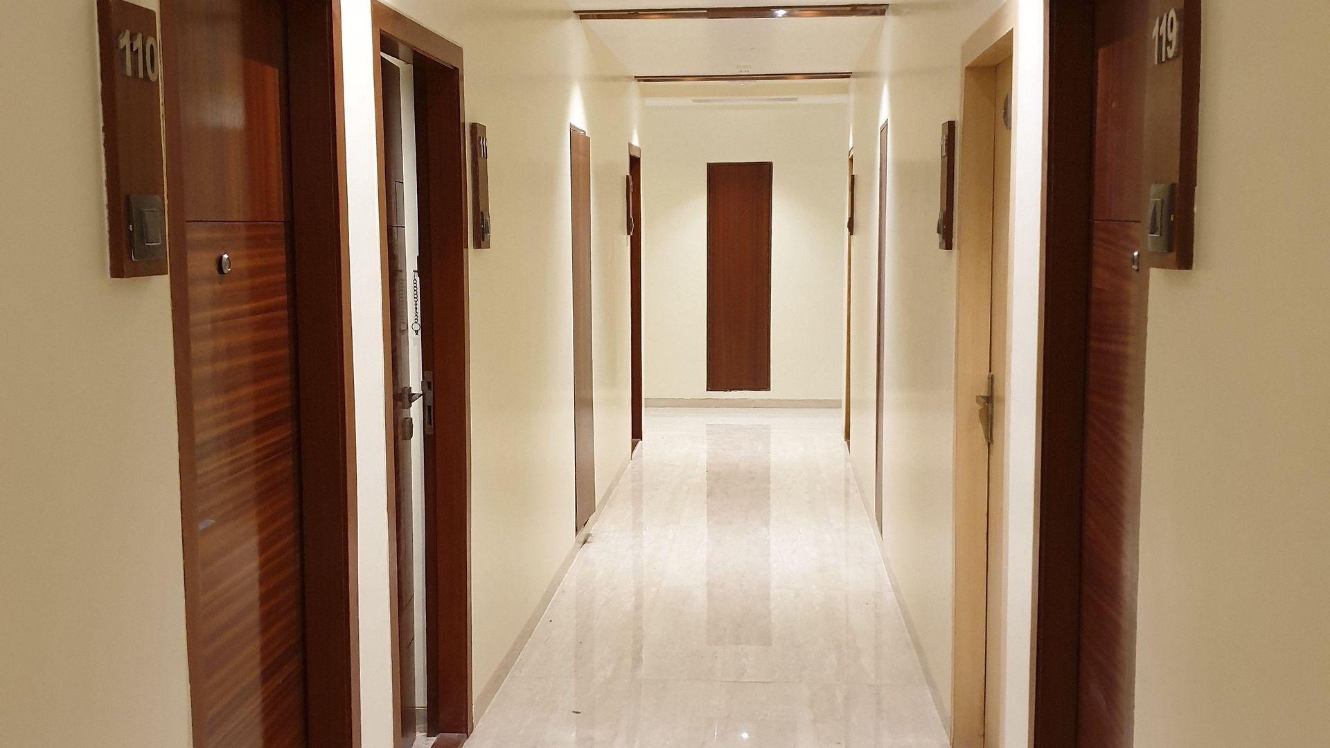 Milan International 3* Mumbai