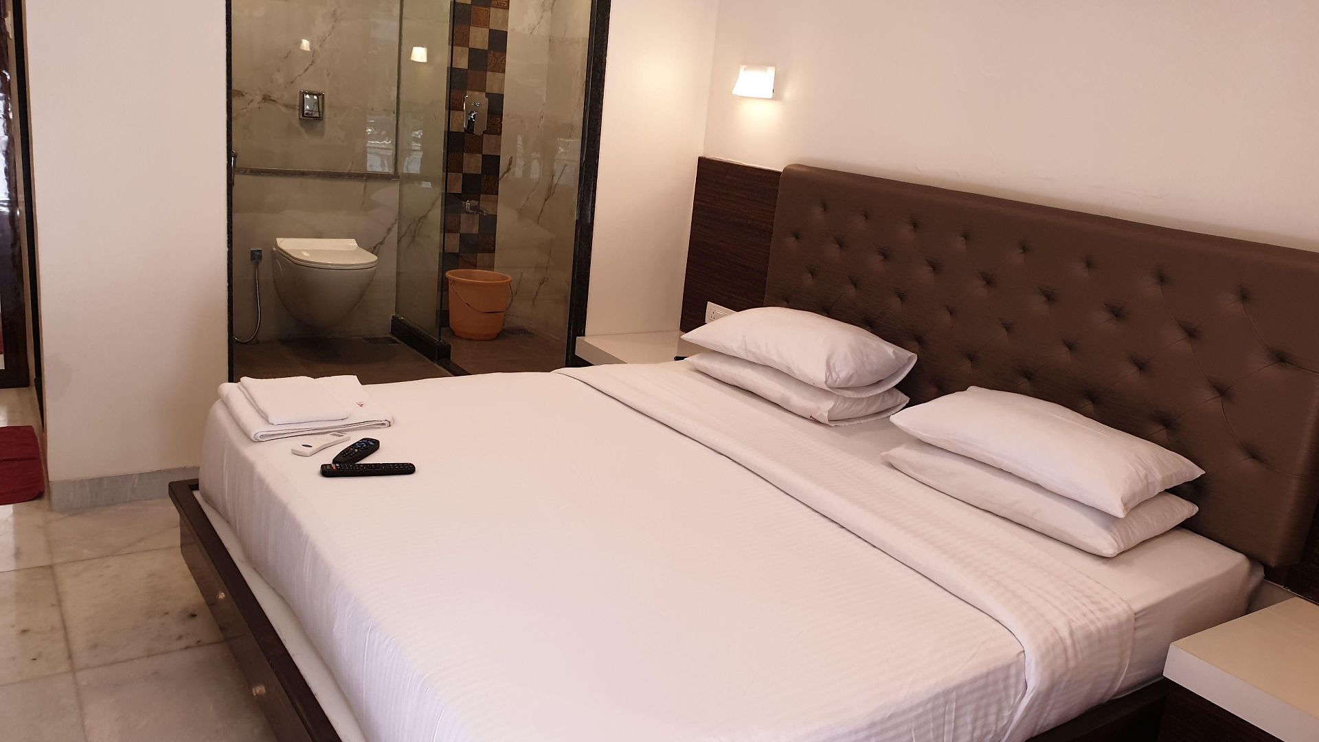 Milan International Hotel 3*