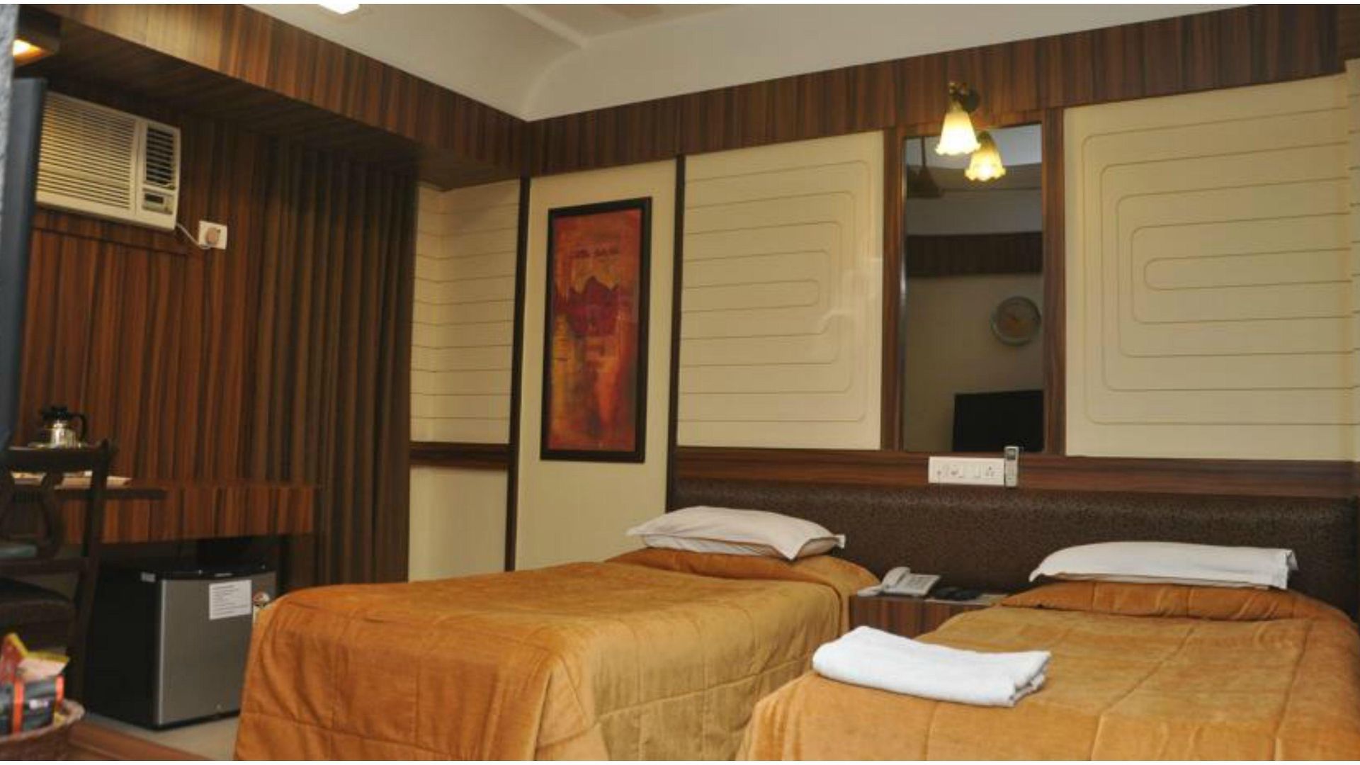 Hotel Metro Palace Bandra 3*