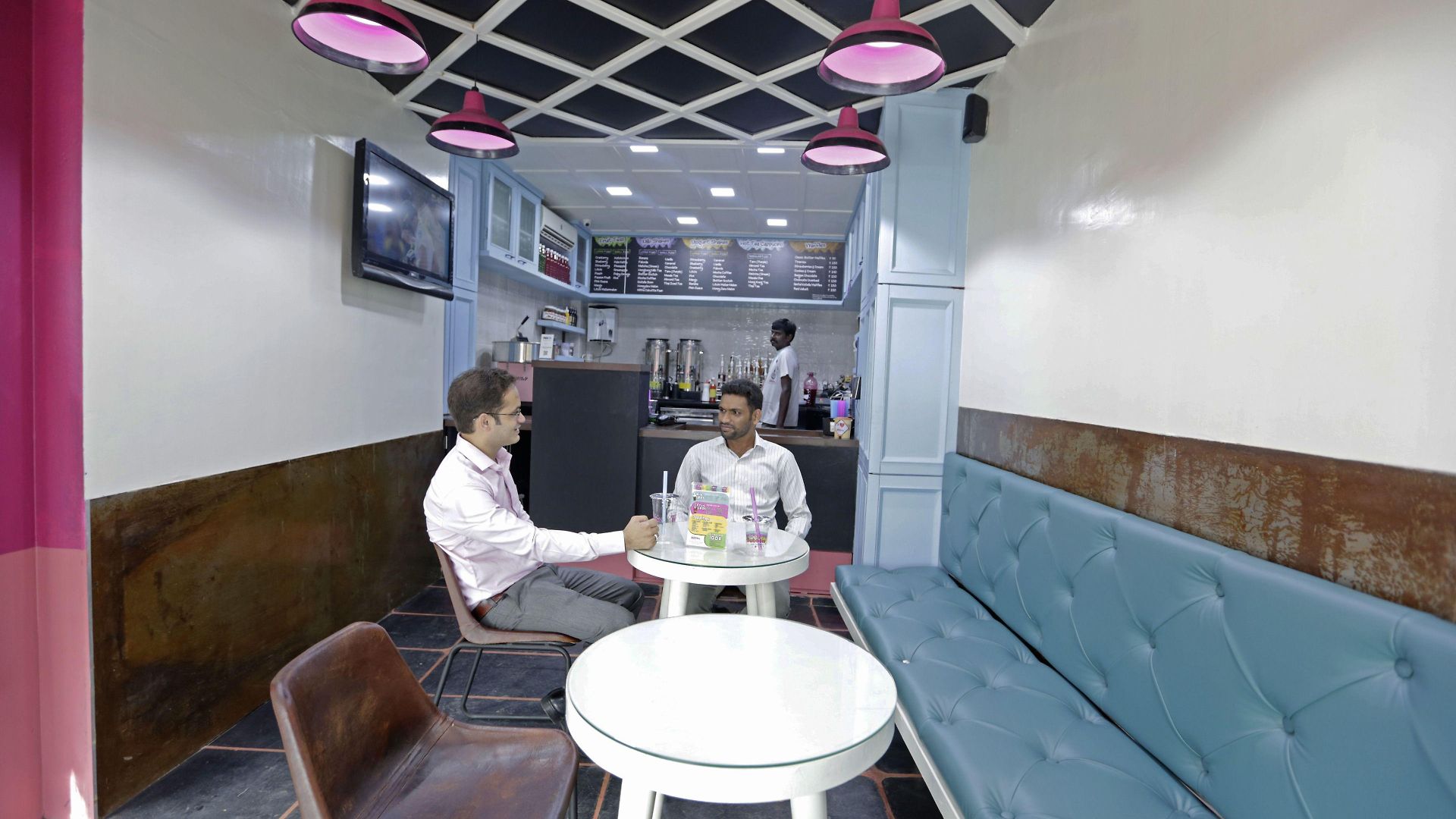 Hotel Metro Palace Bandra 3*