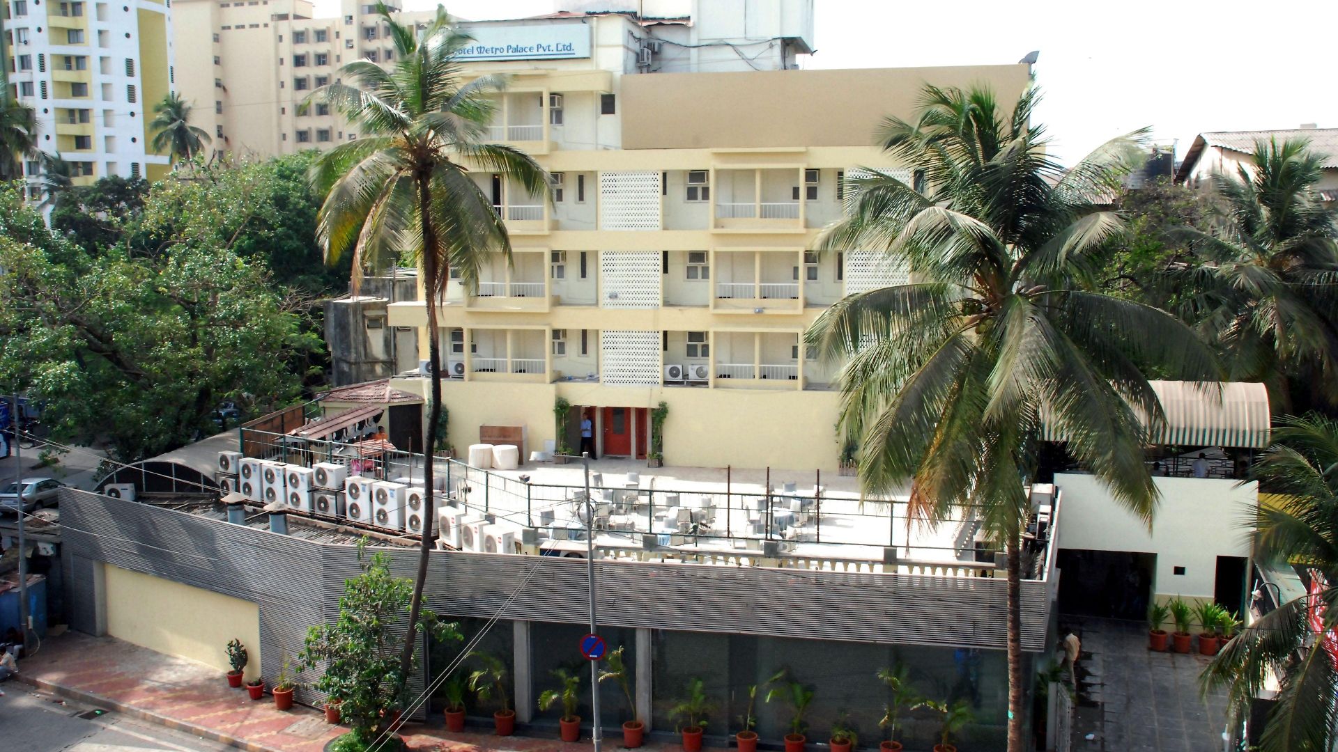 Hotel Metro Palace Bandra 3*