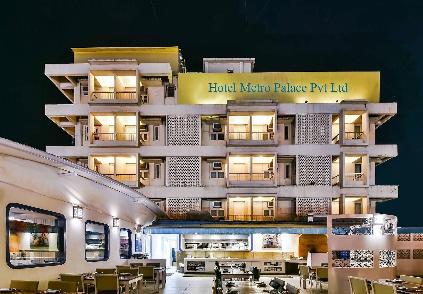 Metro Palace Bandra